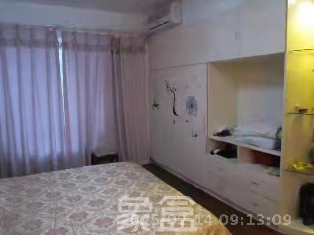 白沙花园  4室2厅1卫   3200.00元/月室内图