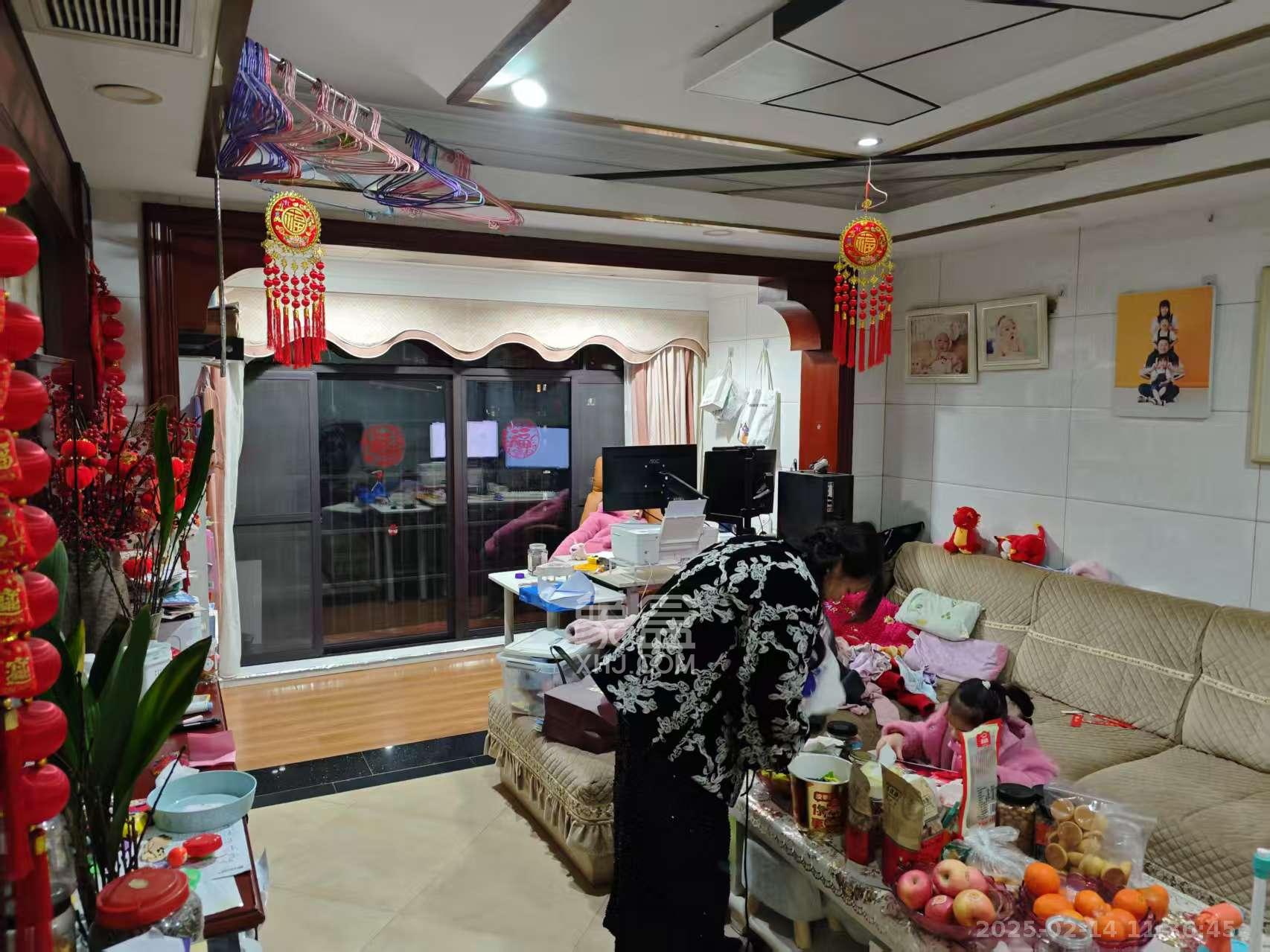 盛隆佳园 4室2厅2卫 4000.0元/月 盛隆佳园 4室2厅2卫 4000.0元/月室内图