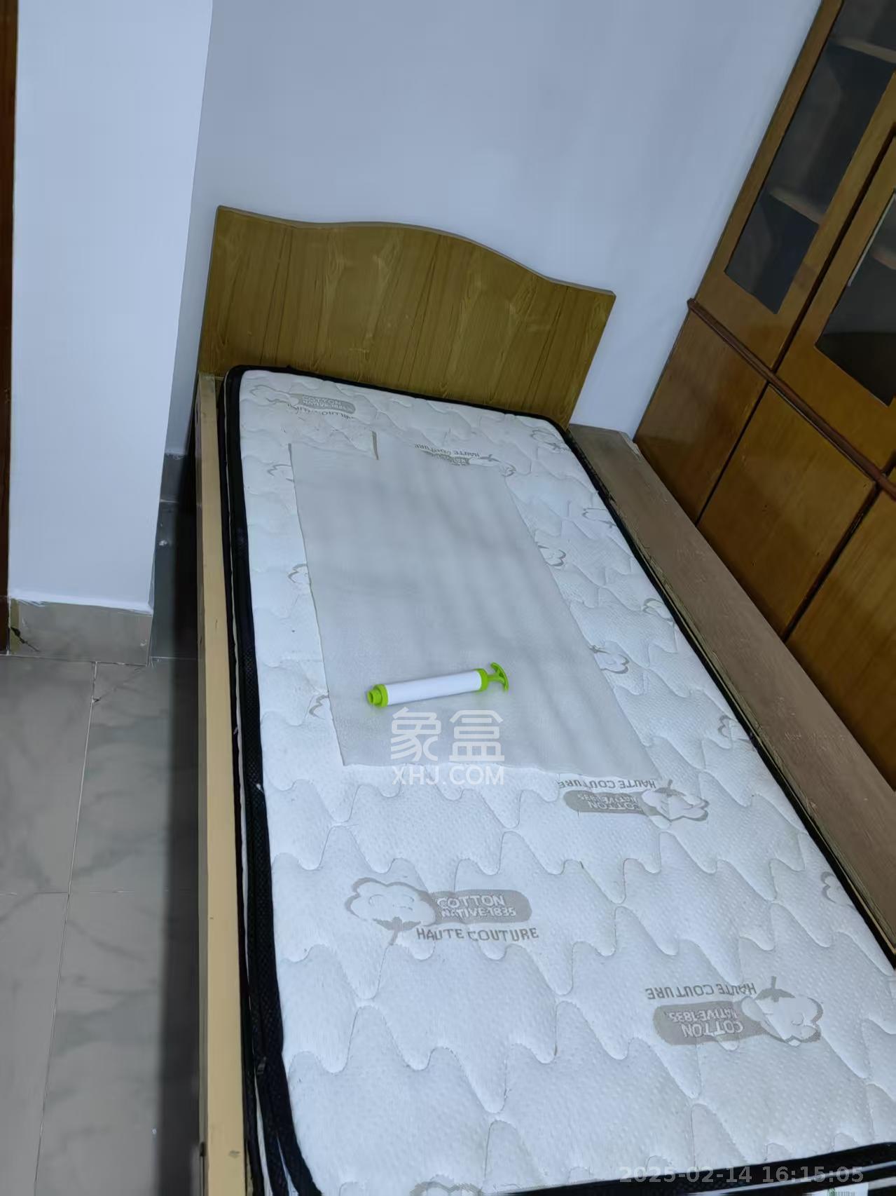 高家坪住宅新区  3室2厅1卫   2600.00元/月