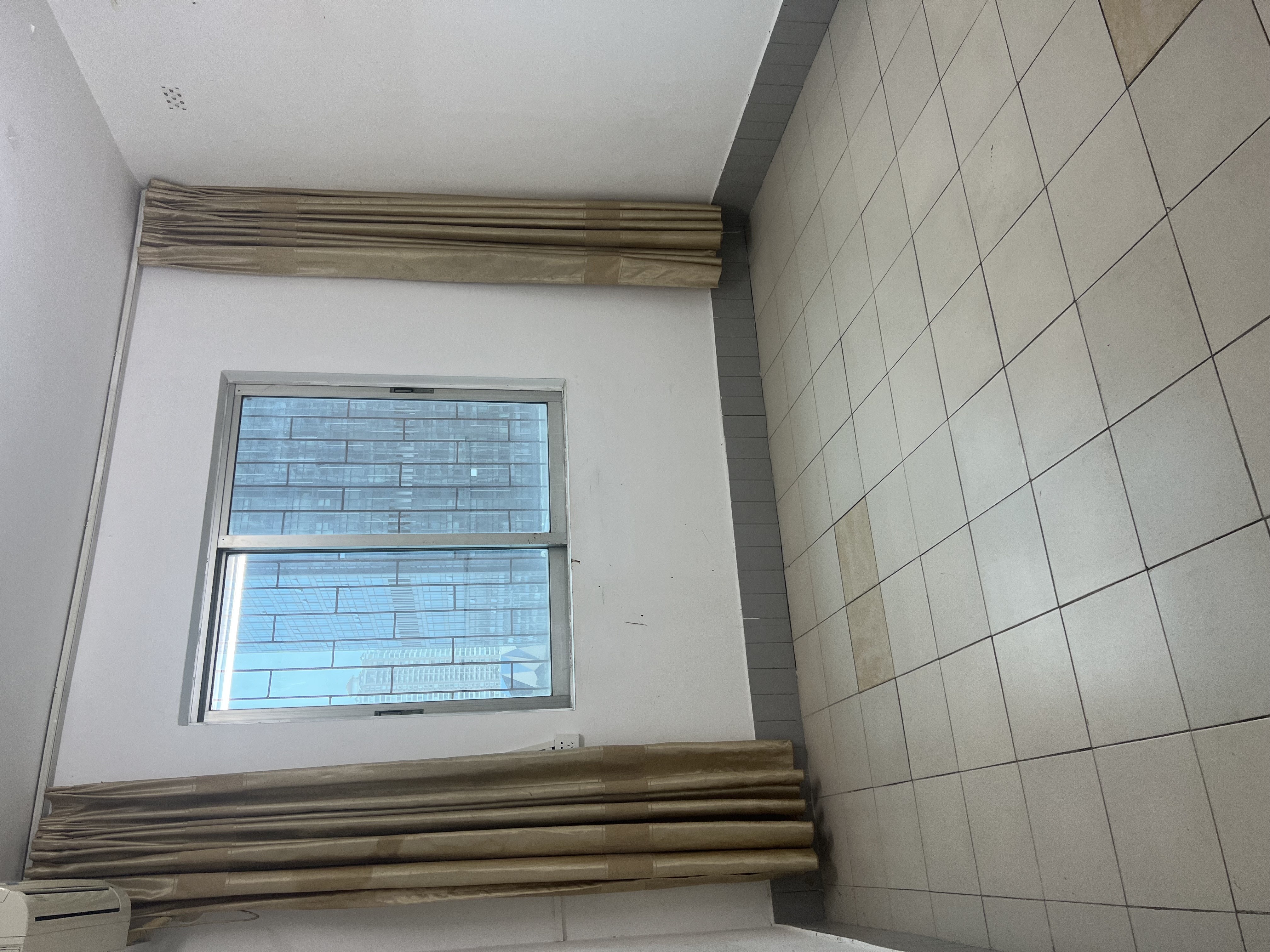 新达公寓  3室2厅2卫    2600.0元/月 新达公寓  3室2厅2卫    2600.0元/月室内图