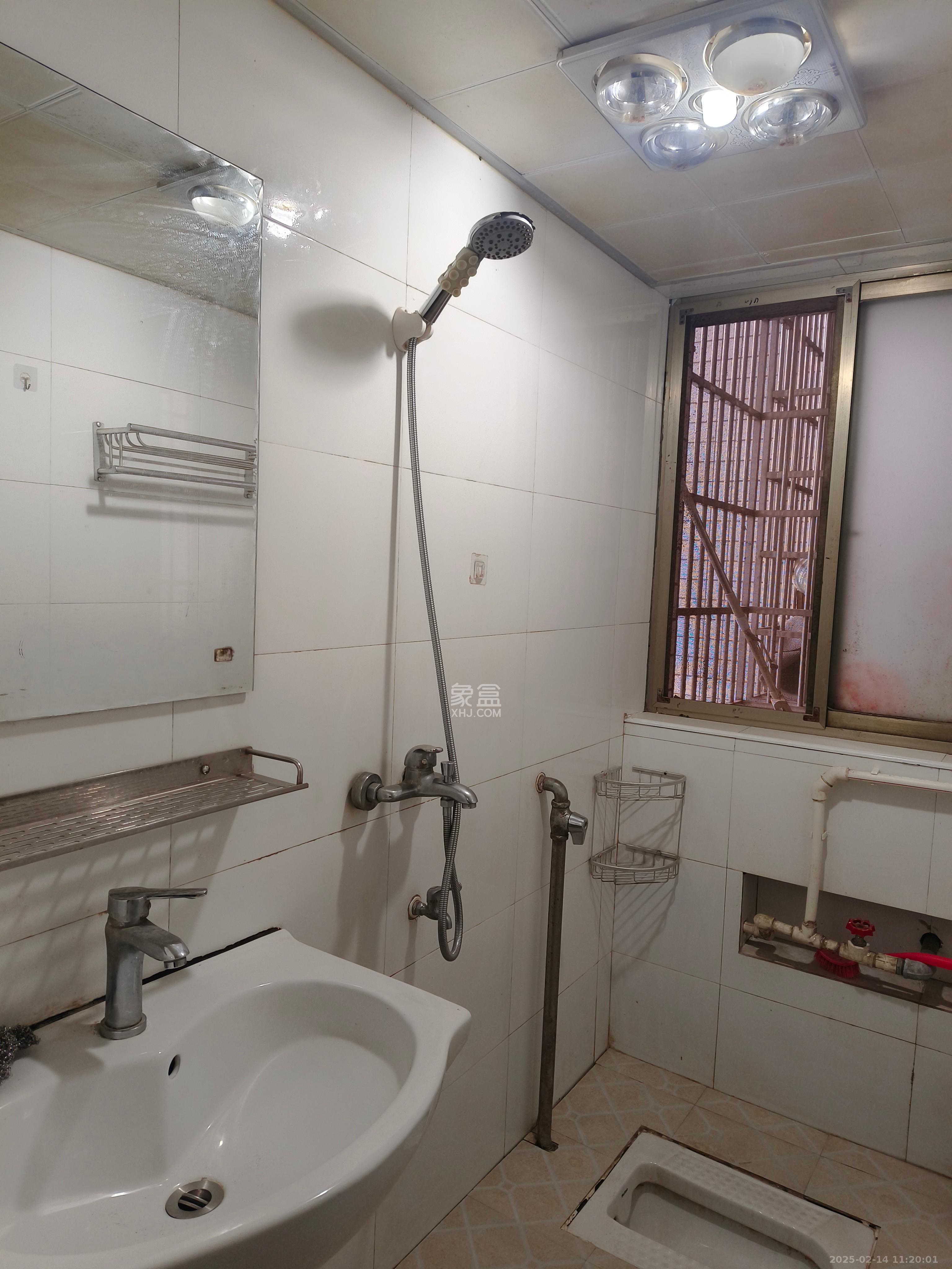 兴联母山小区 2室1厅1卫 1000.0元/月 兴联母山小区 2室1厅1卫 1000.0元/月室内图