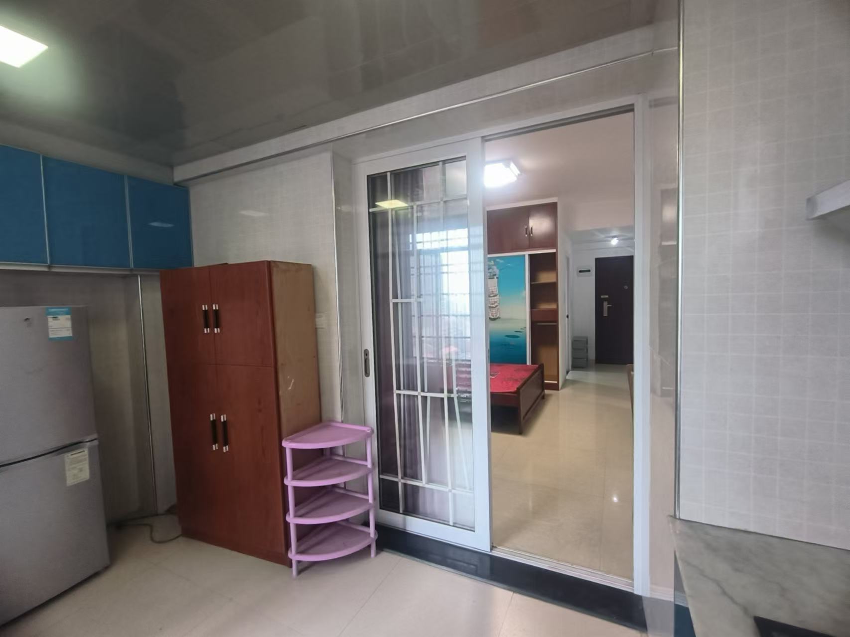 龙泰熙城 1室1厅2卫 15.8万 龙泰熙城 1室1厅2卫 15.8万室内图