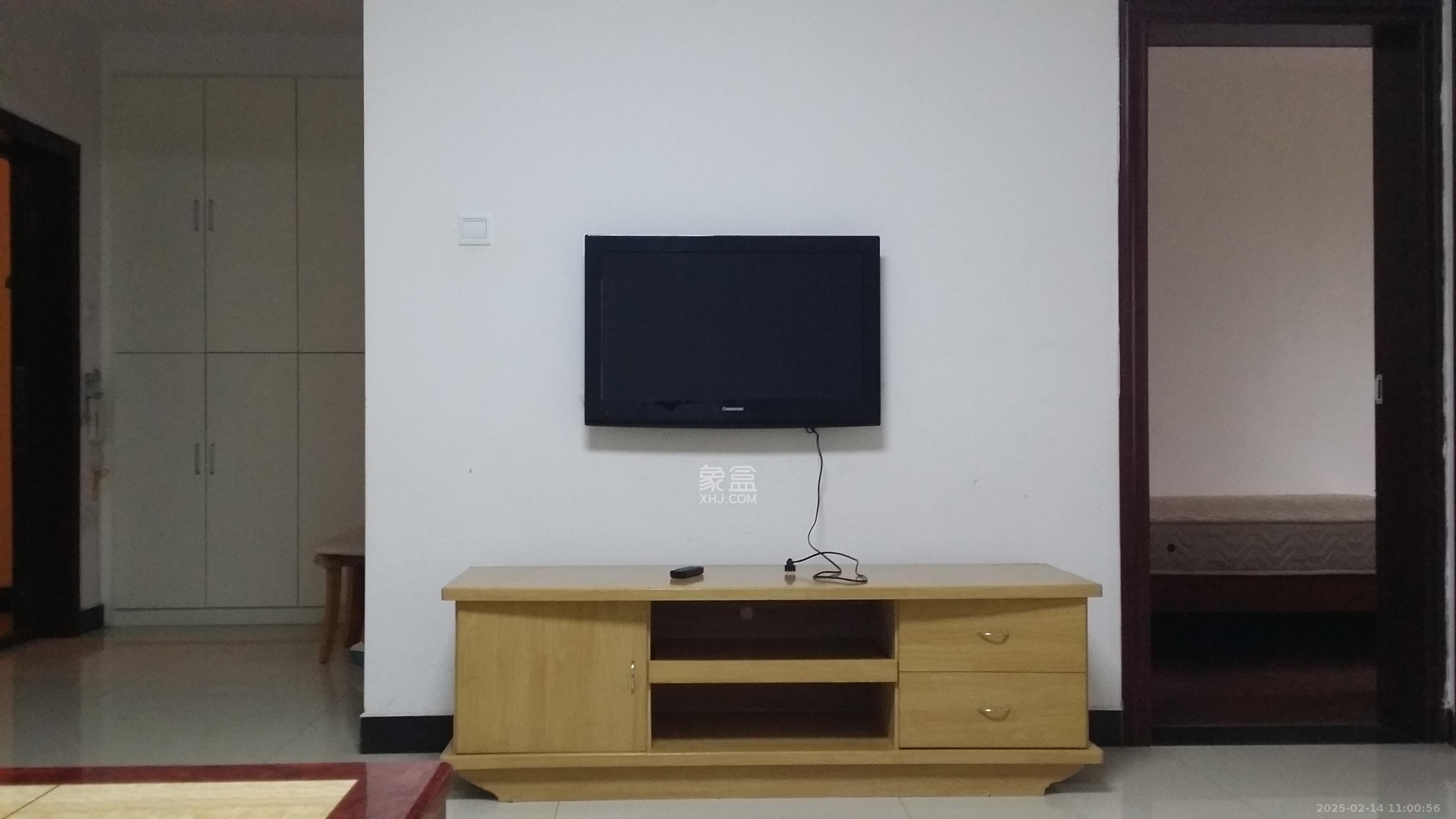 东玺门  2室2厅1卫    2500.0元/月 东玺门  2室2厅1卫    2500.0元/月室内图