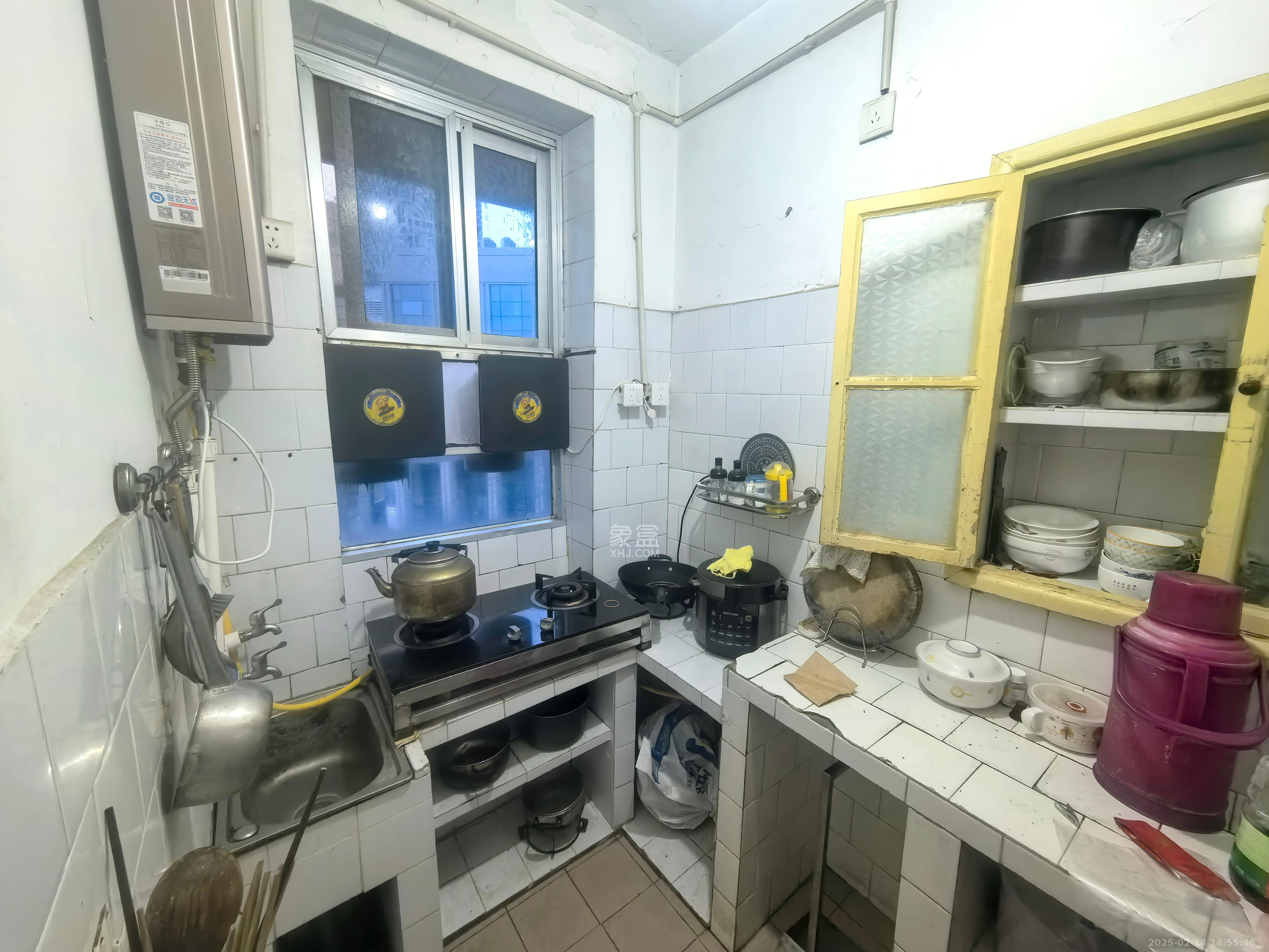 五水厂宿舍 2室1厅1卫 1600.0元/月 五水厂宿舍 2室1厅1卫 1600.0元/月室内图