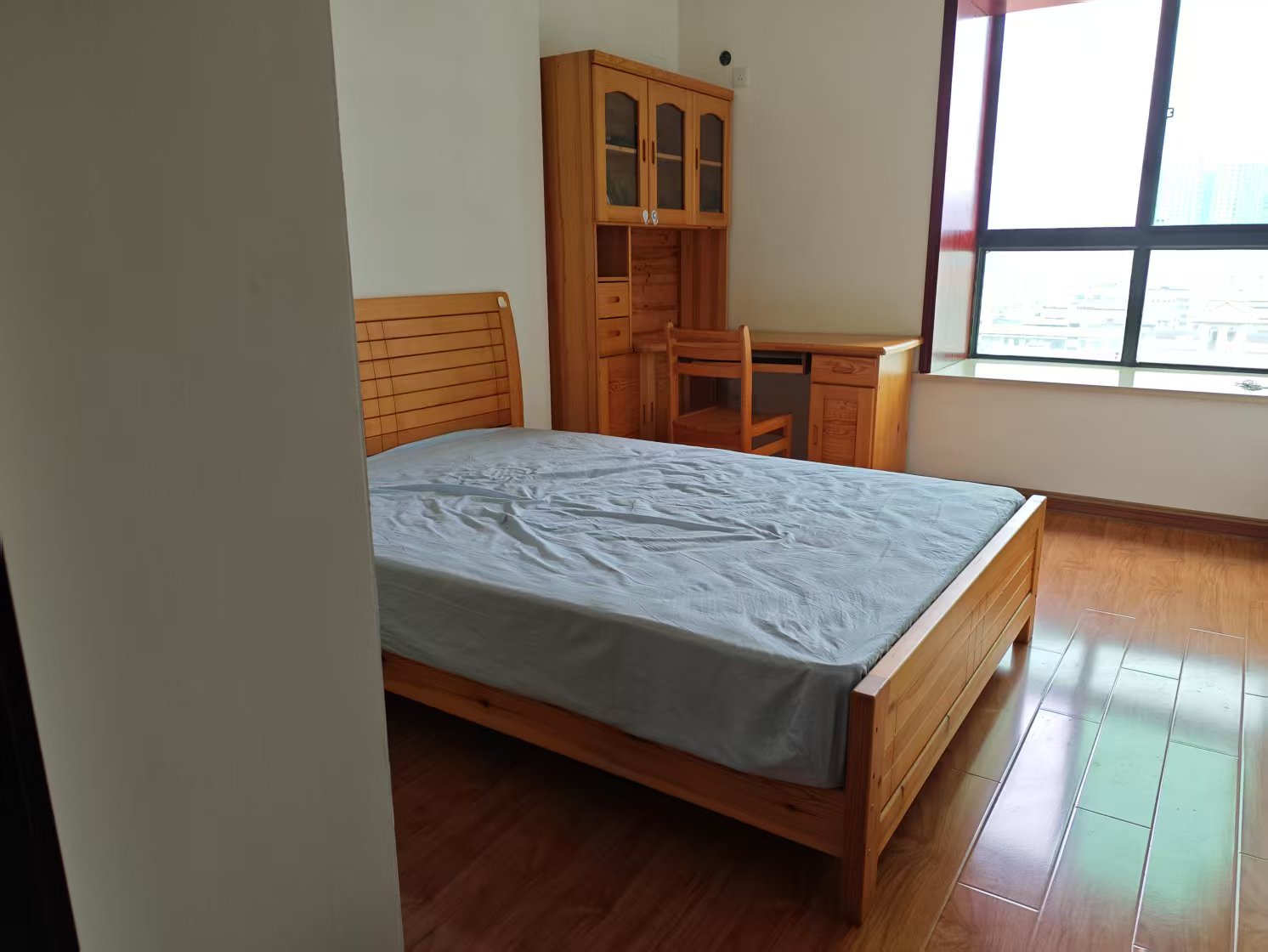 都市村庄  3室2厅2卫   50.00万室内图