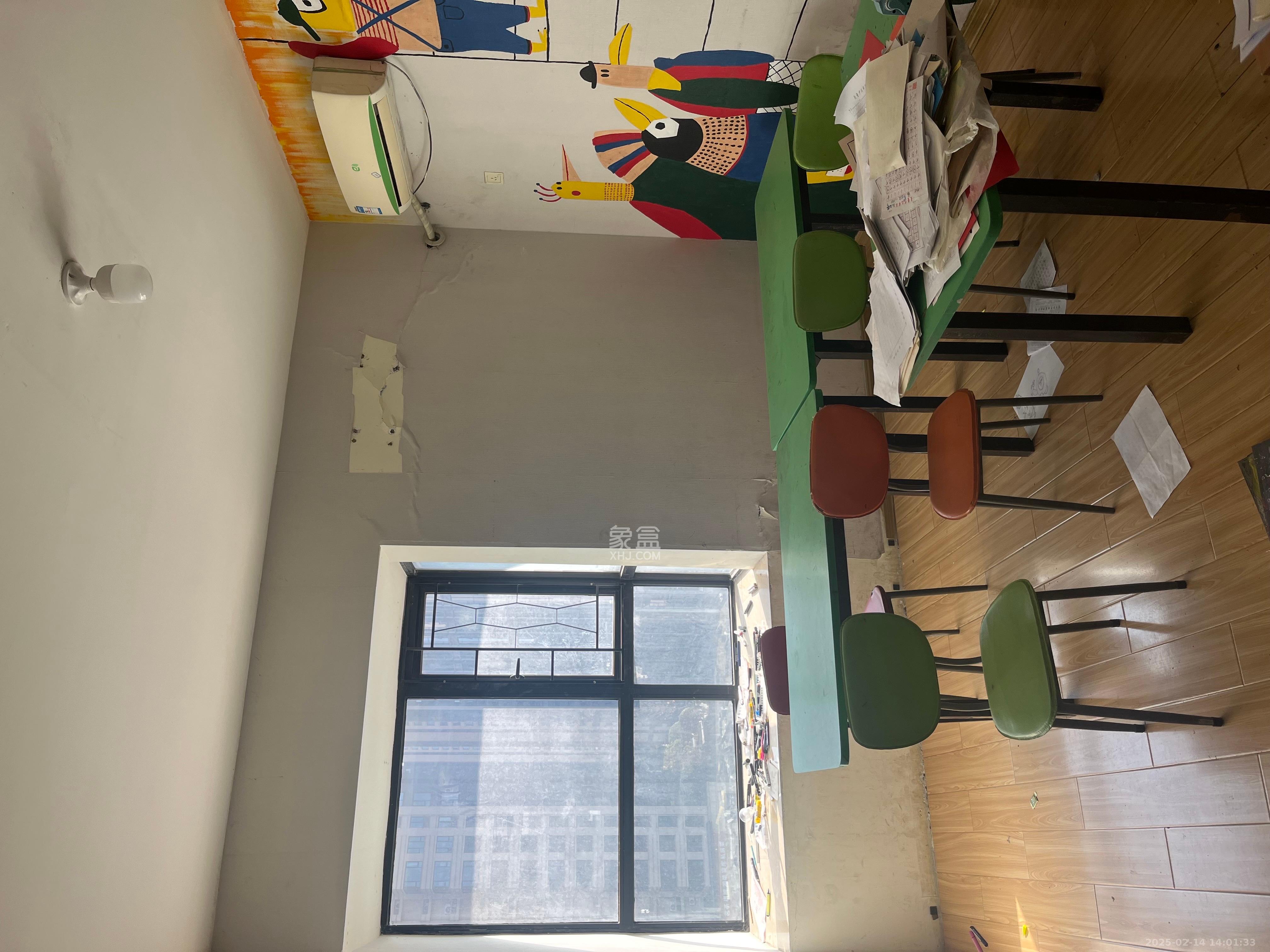 鑫远湘府华城 3室2厅1卫 2400.0元/月 鑫远湘府华城 3室2厅1卫 2400.0元/月室内图