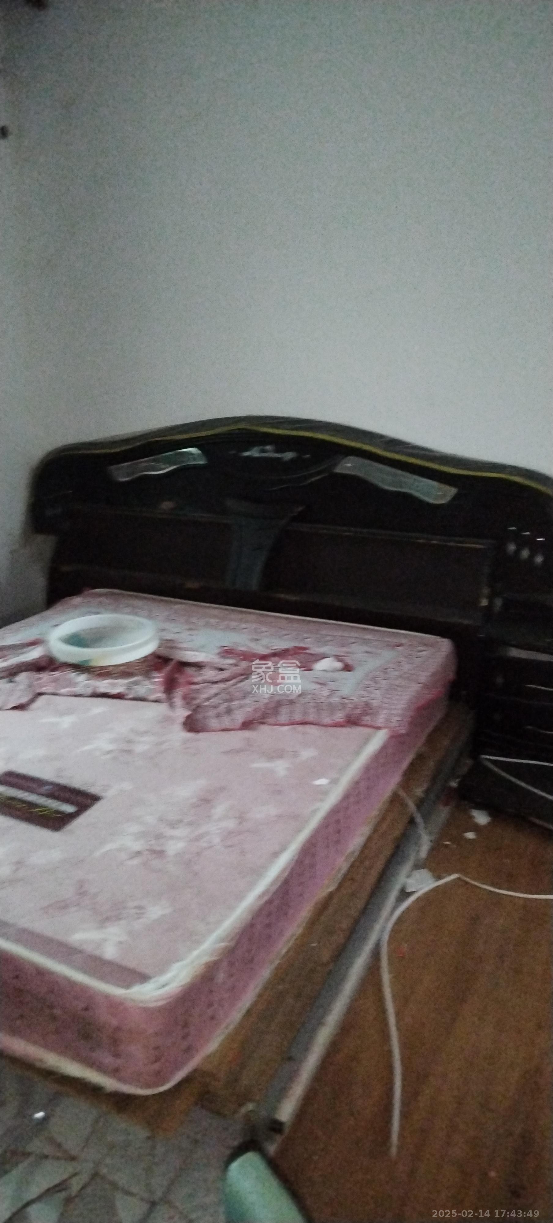 洞井商贸城 5室2厅2卫 2800.0元/月 洞井商贸城 5室2厅2卫 2800.0元/月室内图