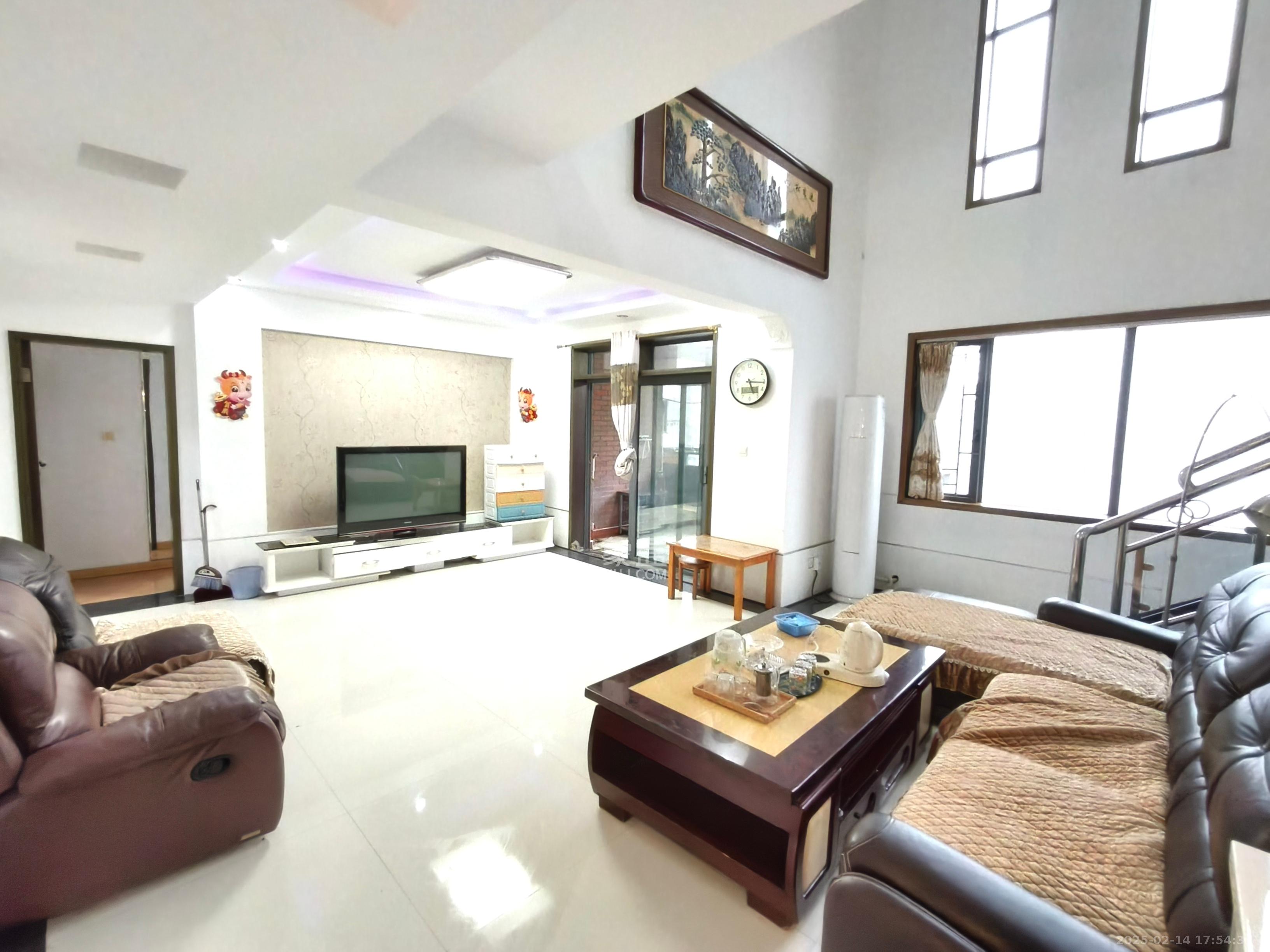 奥林匹克花园  4室2厅3卫    3800.0元/月 奥林匹克花园  4室2厅3卫    3800.0元/月