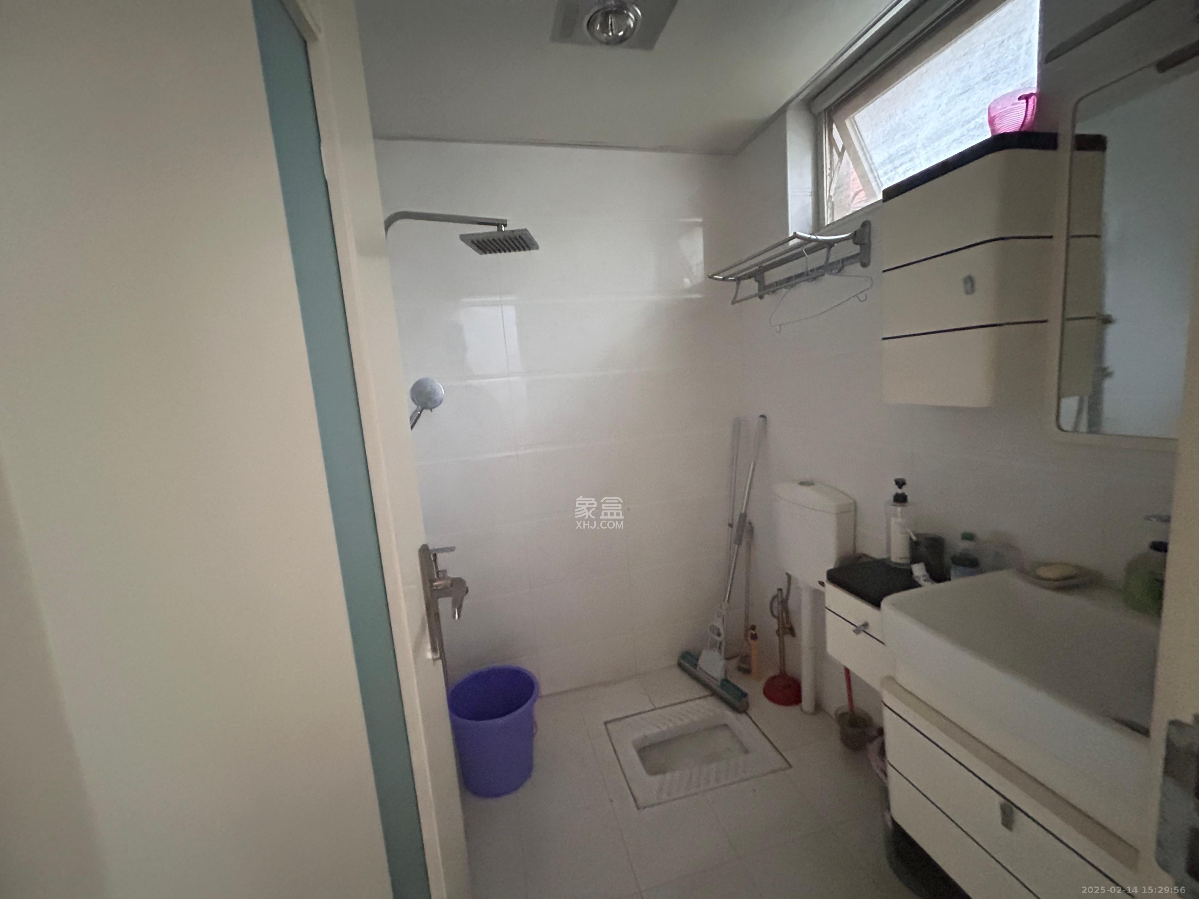 山水湾 4室2厅4卫 11000.0元/月 山水湾 4室2厅4卫 11000.0元/月室内图