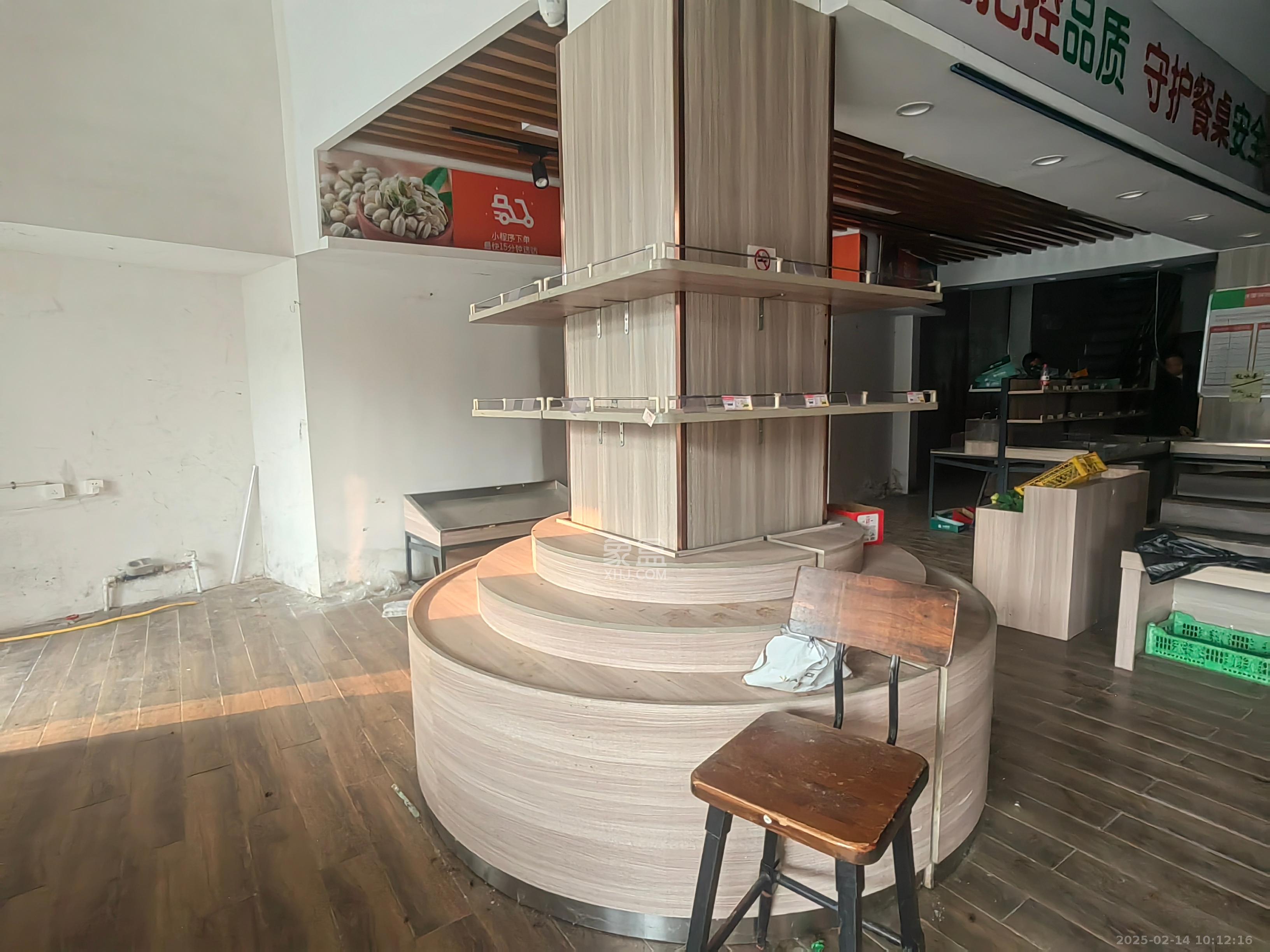 上海城小区   181.1㎡     26000.00元/月室内图