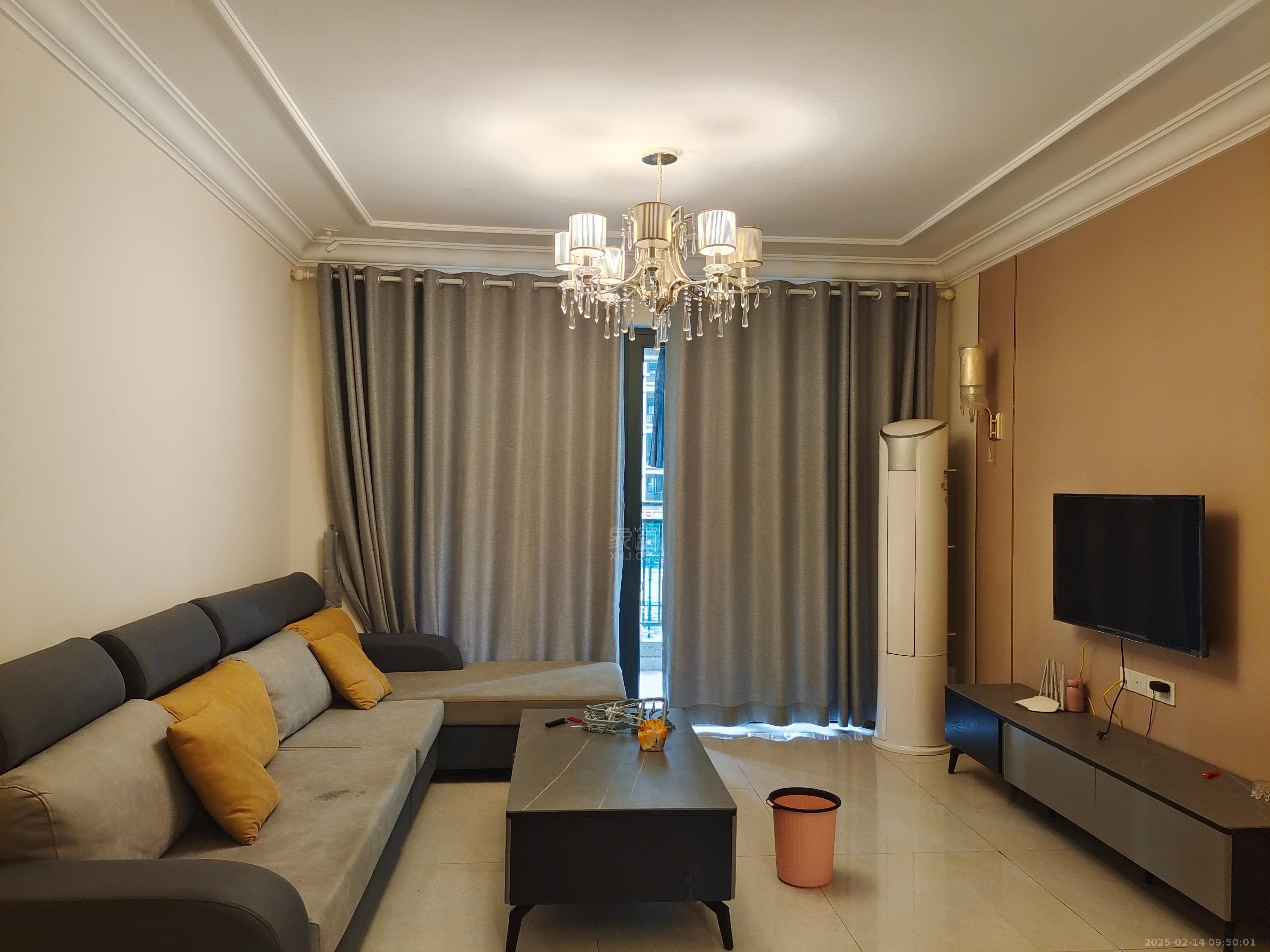 恒大华府 1室1厅1卫 2200.0元/月 恒大华府 1室1厅1卫 2200.0元/月室内图