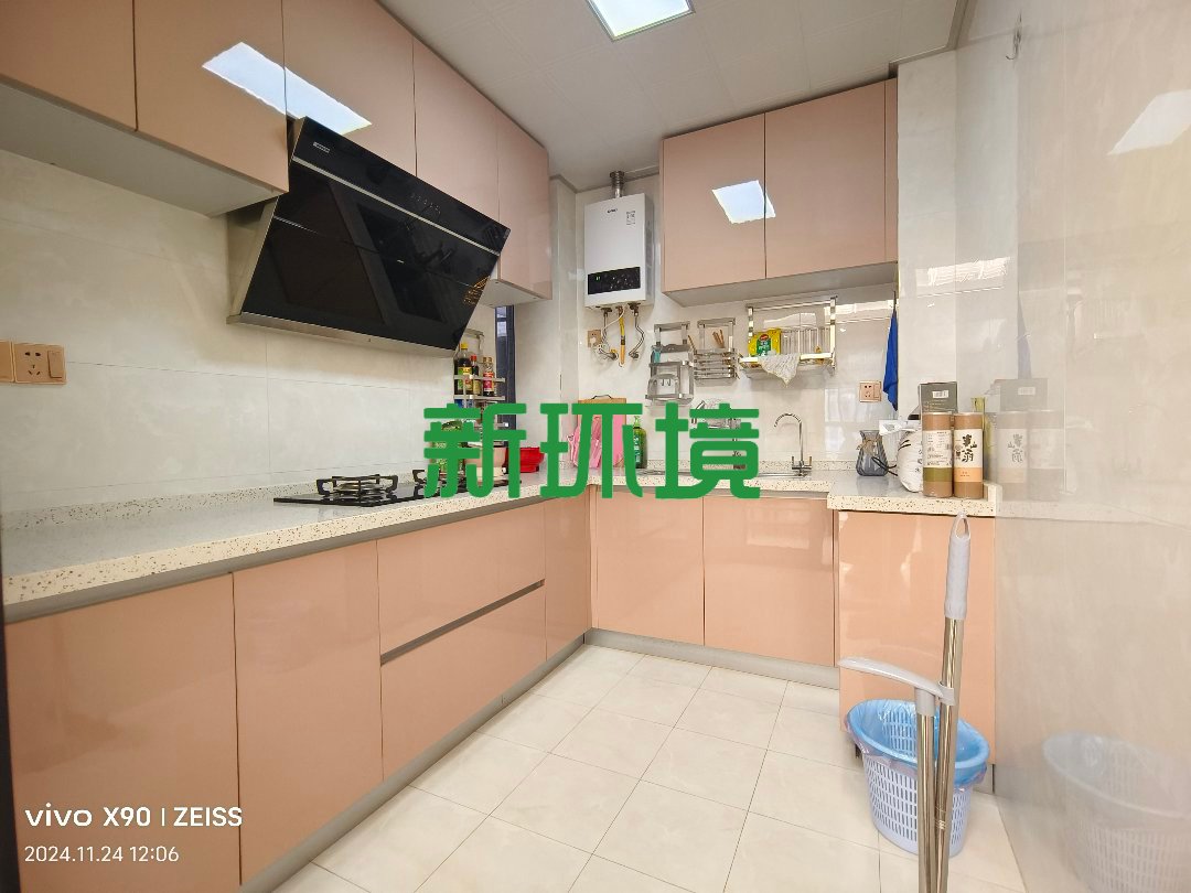 华天城小区  3室2厅1卫   66.80万厨房