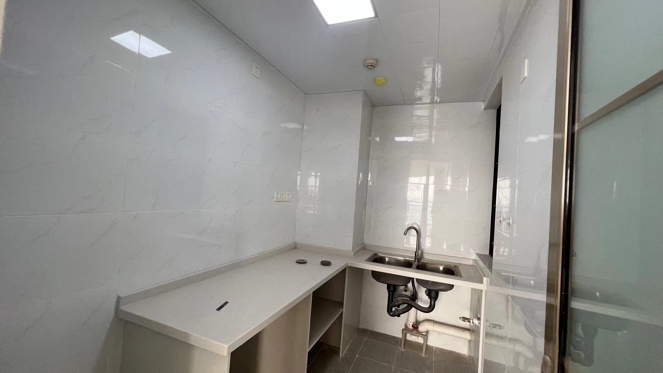 坡博家园一区 2室2厅1卫 2500.0元/月 坡博家园一区 2室2厅1卫 2500.0元/月室内图