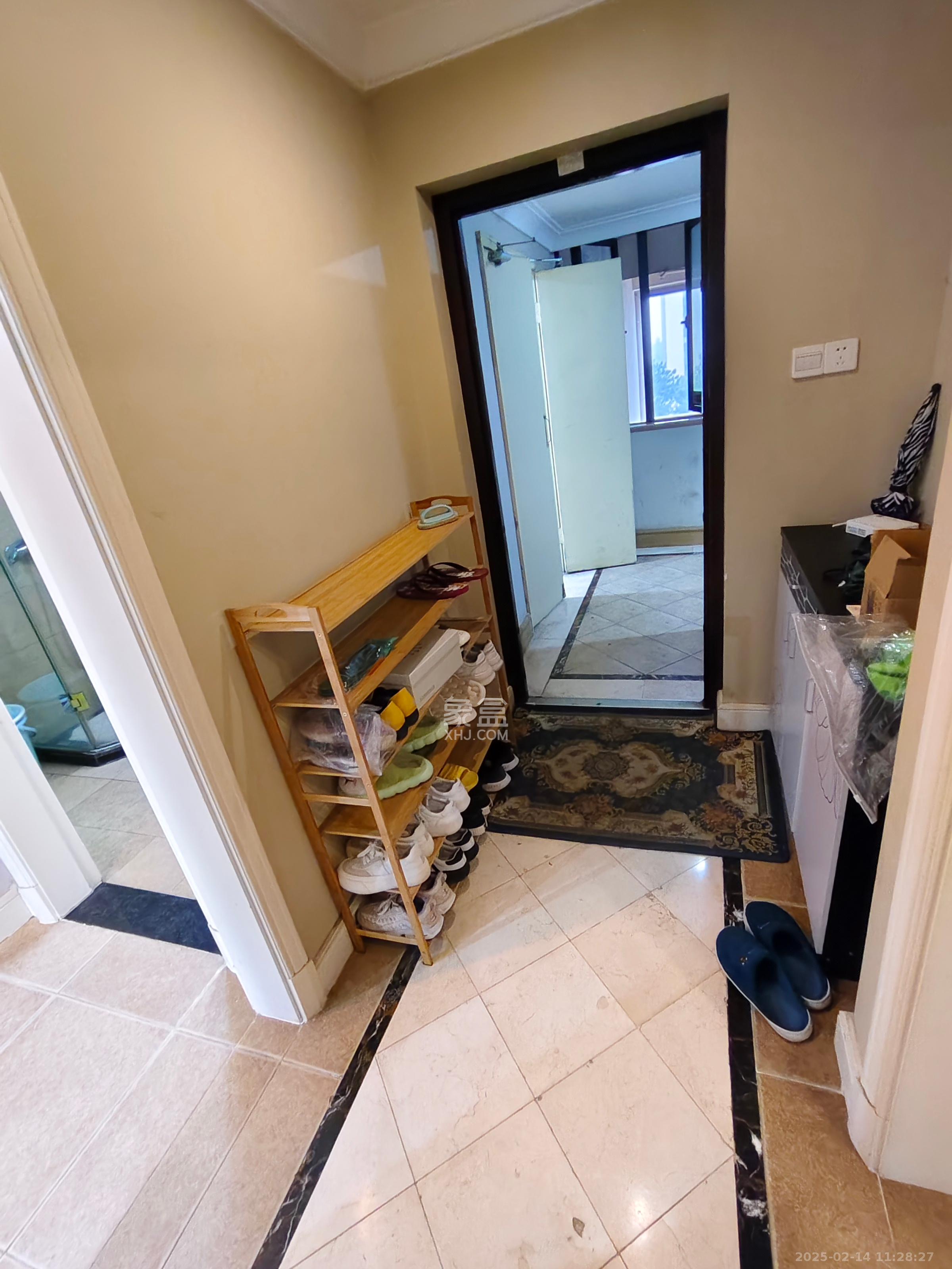 保利城(中航城国际社区、郡原美村) 2室1厅1卫 2200.0元/月 保利城(中航城国际社区、郡原美村) 2室1厅1卫 2200.0元/月室内图