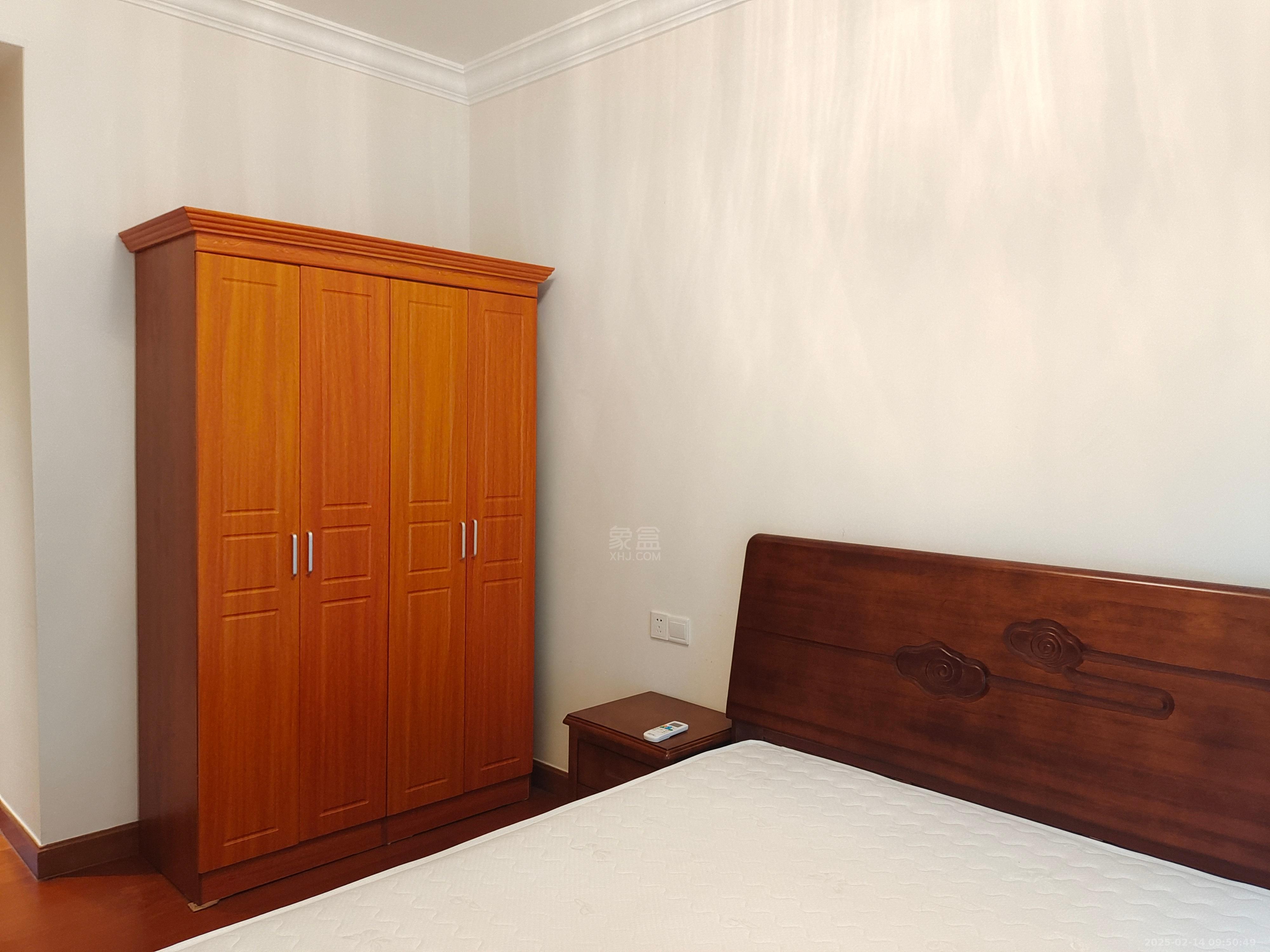 恒大华府 1室1厅1卫 2200.0元/月 恒大华府 1室1厅1卫 2200.0元/月室内图