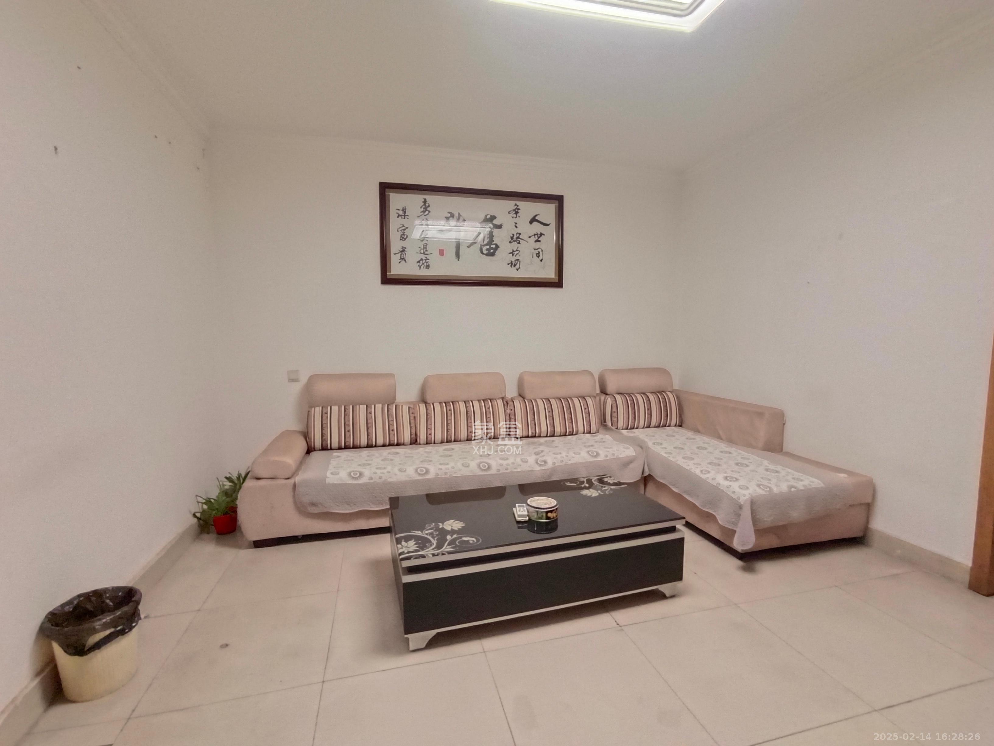 马王堆陶瓷建材新城  2室2厅1卫   1850.00元/月室内图