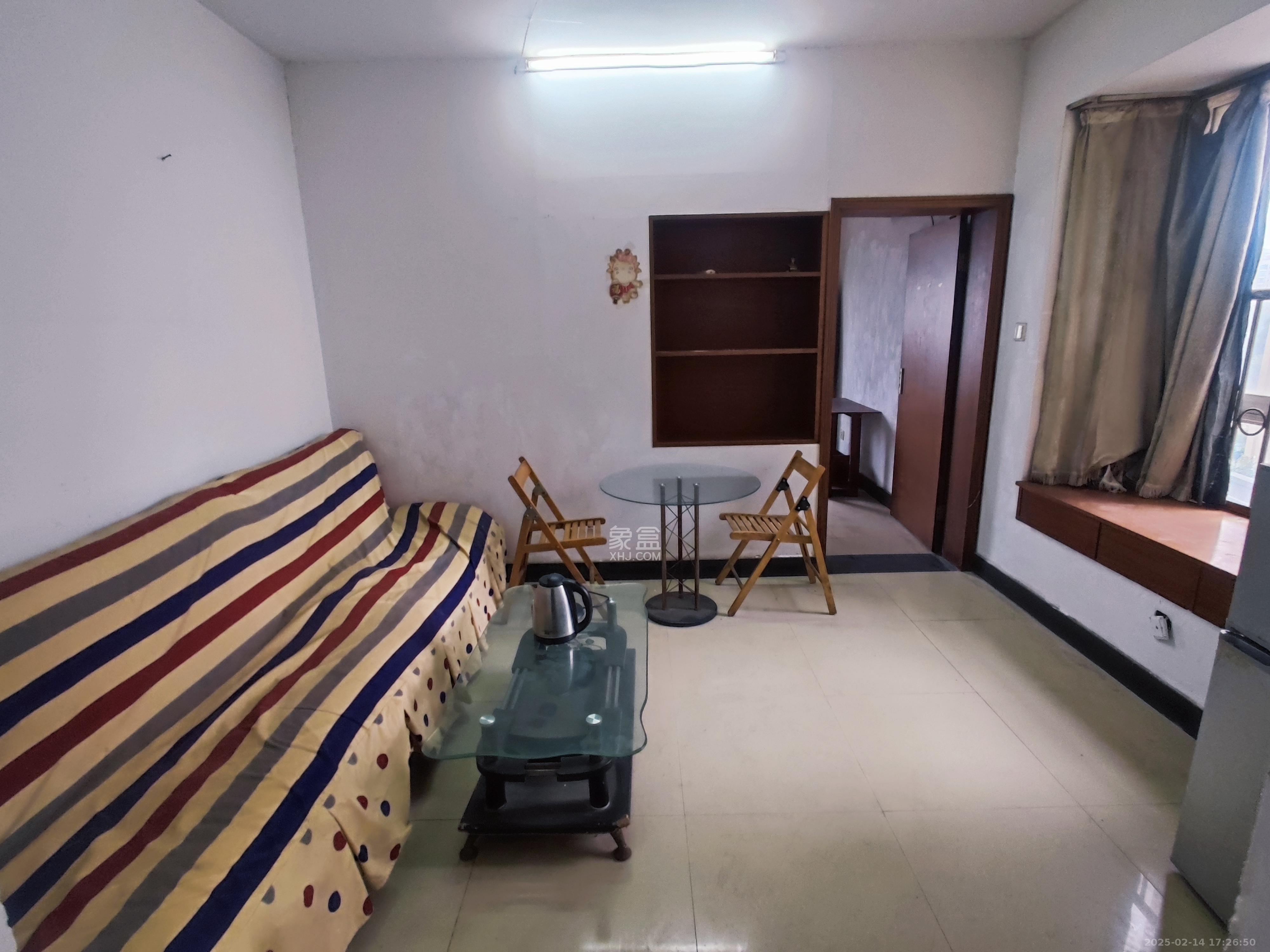 星语林名园 1室1厅1卫 1200.0元/月 星语林名园 1室1厅1卫 1200.0元/月室内图