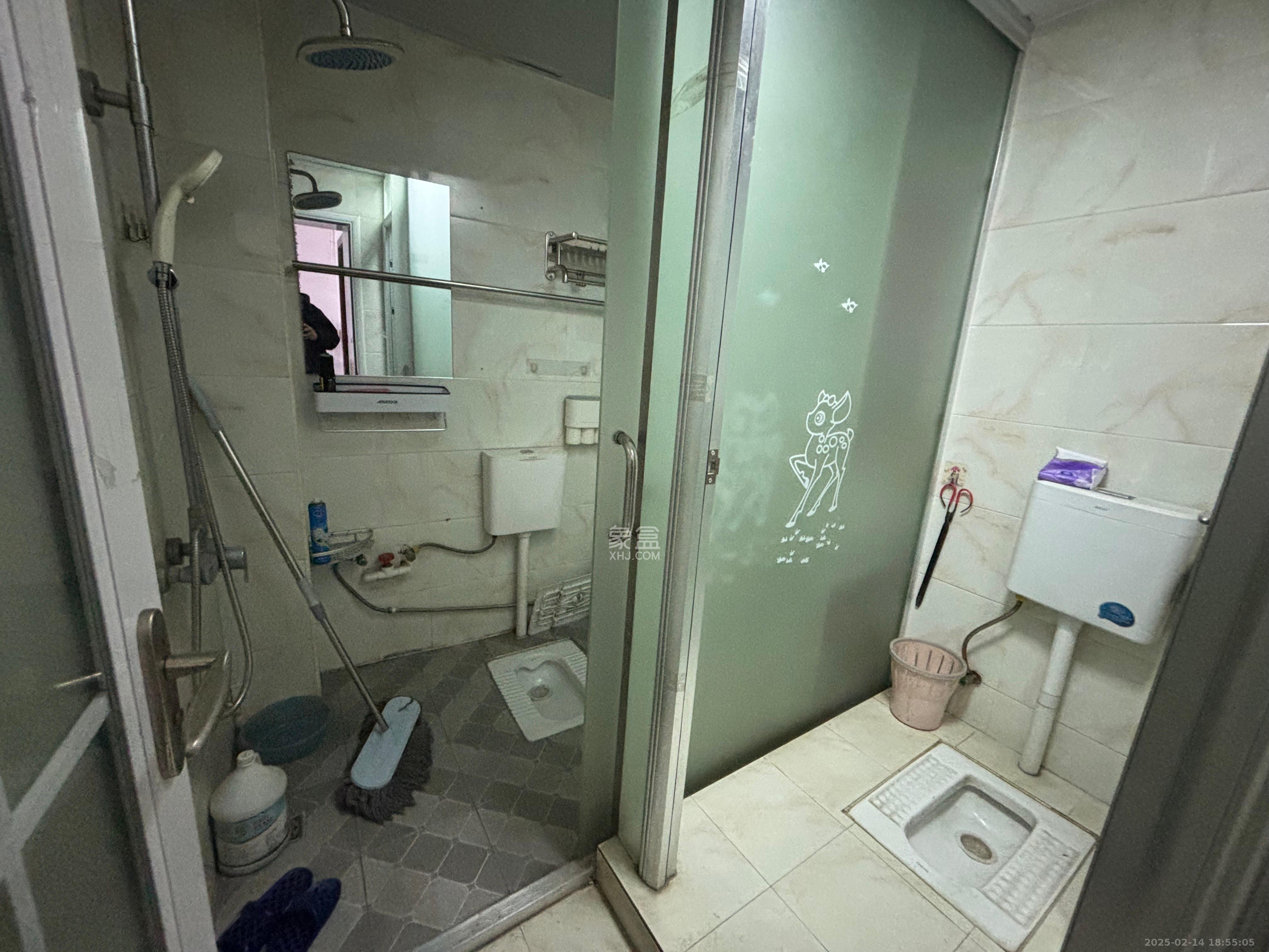 马王堆陶瓷建材新城  3室2厅1卫   2000.00元/月室内图