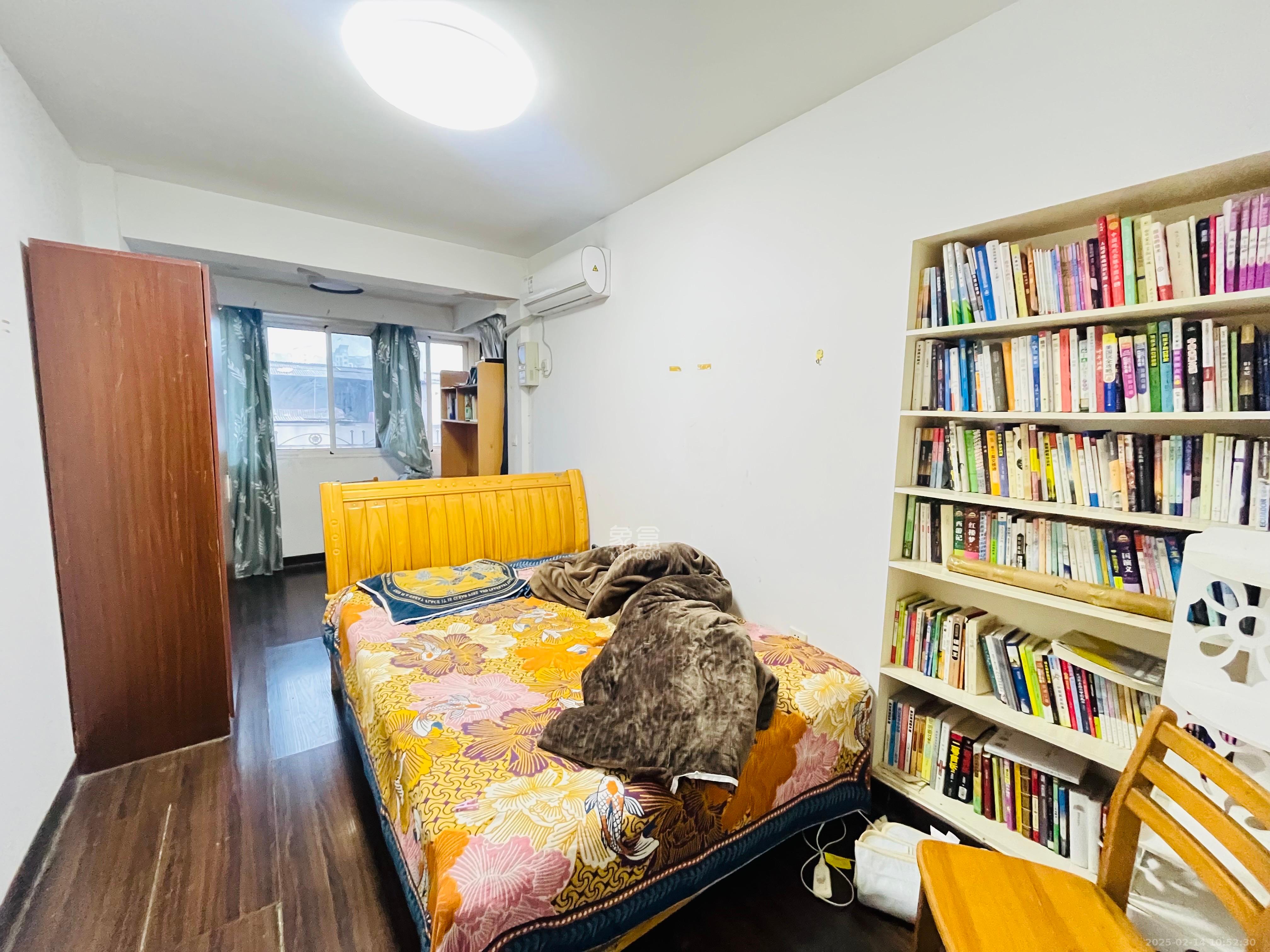 楚湘公寓 6室2厅2卫 5000.0元/月 楚湘公寓 6室2厅2卫 5000.0元/月室内图