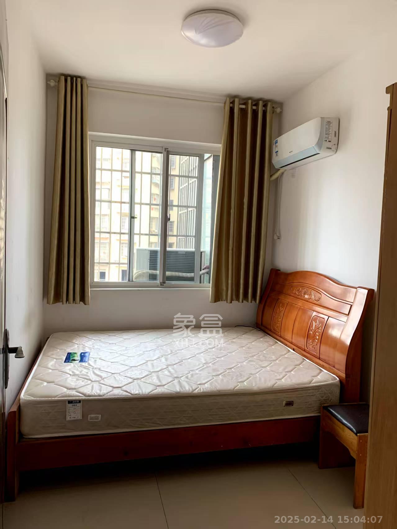 星城新宇桃花苑 1室2厅1卫 2000.0元/月 星城新宇桃花苑 1室2厅1卫 2000.0元/月室内图