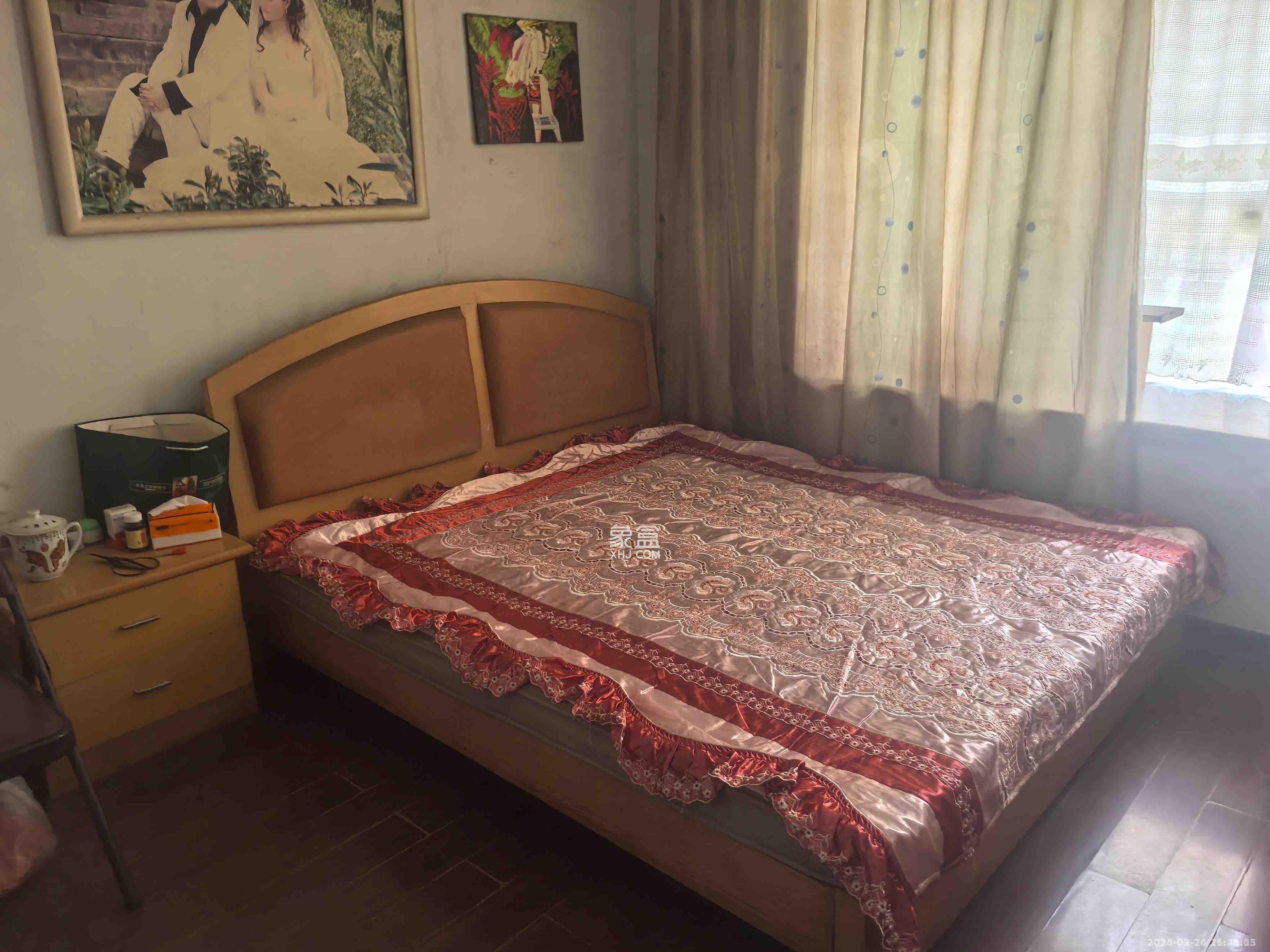 老灯泡厂宿舍(啤酒厂宿舍) 3室2厅1卫 2000.0元/月 老灯泡厂宿舍(啤酒厂宿舍) 3室2厅1卫 2000.0元/月室内图