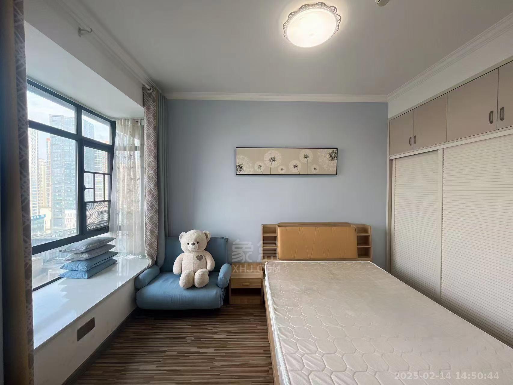 流金岁月-华晨国际 3室2厅1卫 2700.0元/月 流金岁月-华晨国际 3室2厅1卫 2700.0元/月室内图