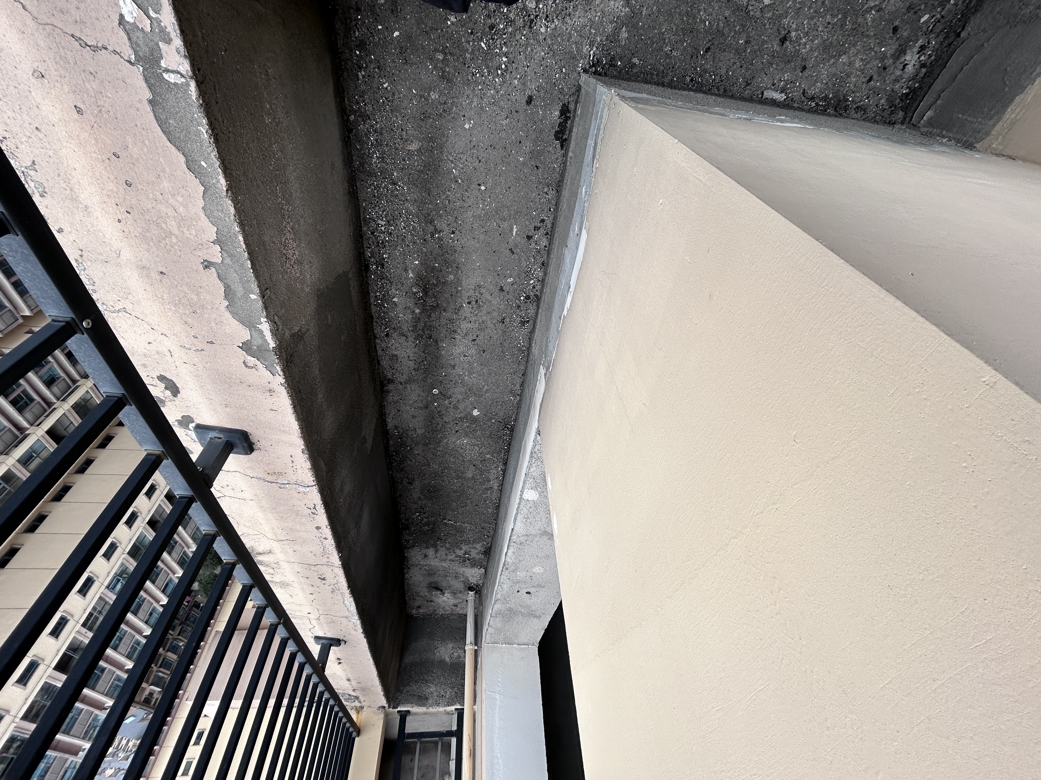 天门壹号  3室2厅1卫    47.5万 天门壹号  3室2厅1卫    47.5万客厅