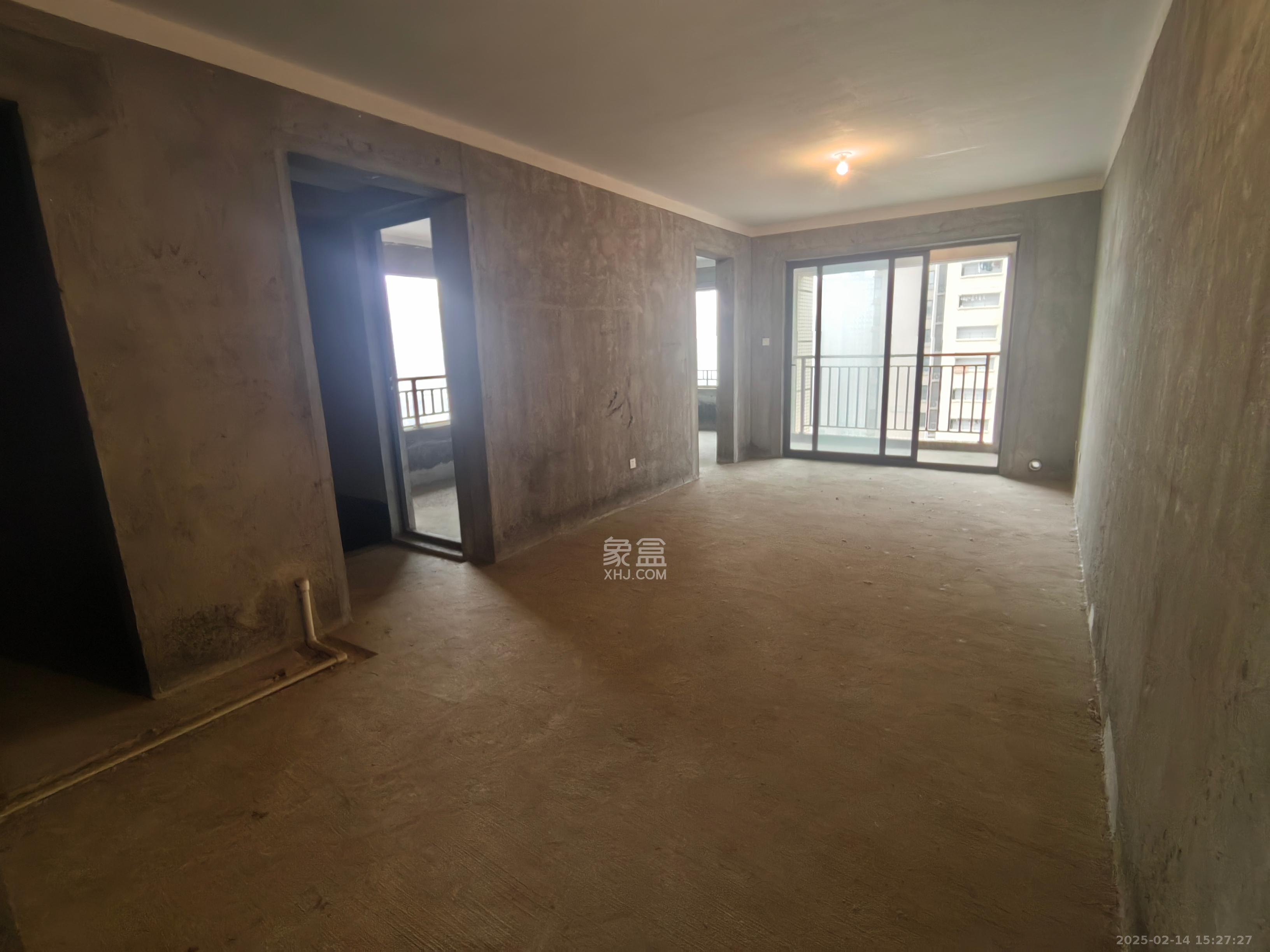 华润五彩城  3室2厅1卫    900.0元/月 华润五彩城  3室2厅1卫    900.0元/月