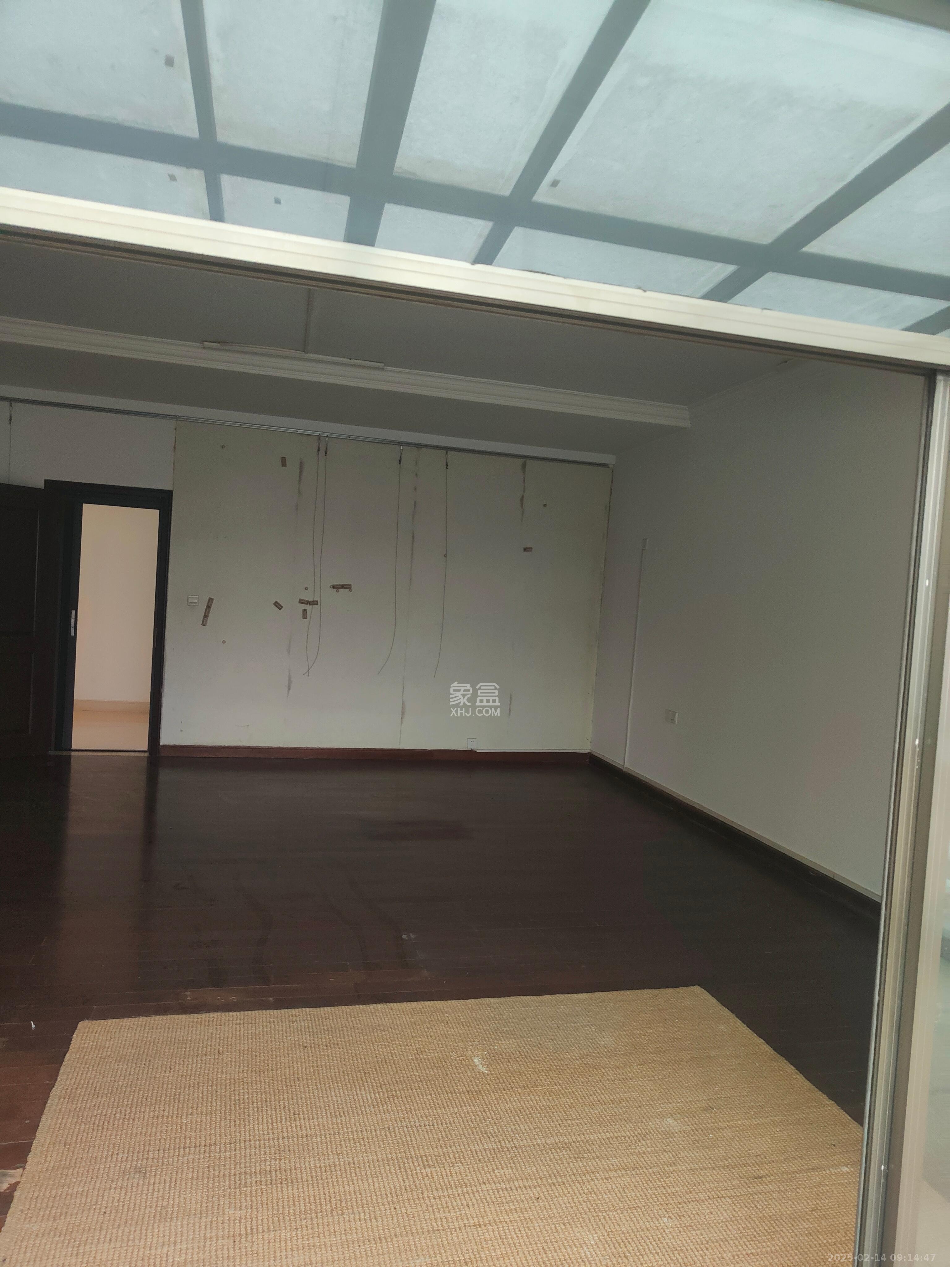 碧桂园威尼斯城 6室2厅1卫 19000.0元/月 碧桂园威尼斯城 6室2厅1卫 19000.0元/月室内图