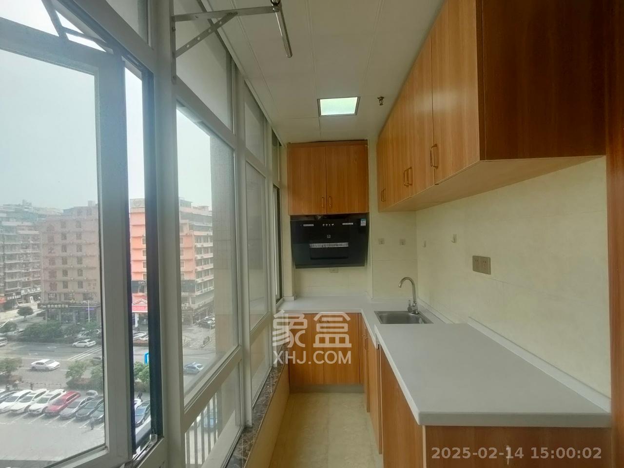 金鼎公园尚 1室1厅1卫 1000.0元/月 金鼎公园尚 1室1厅1卫 1000.0元/月室内图