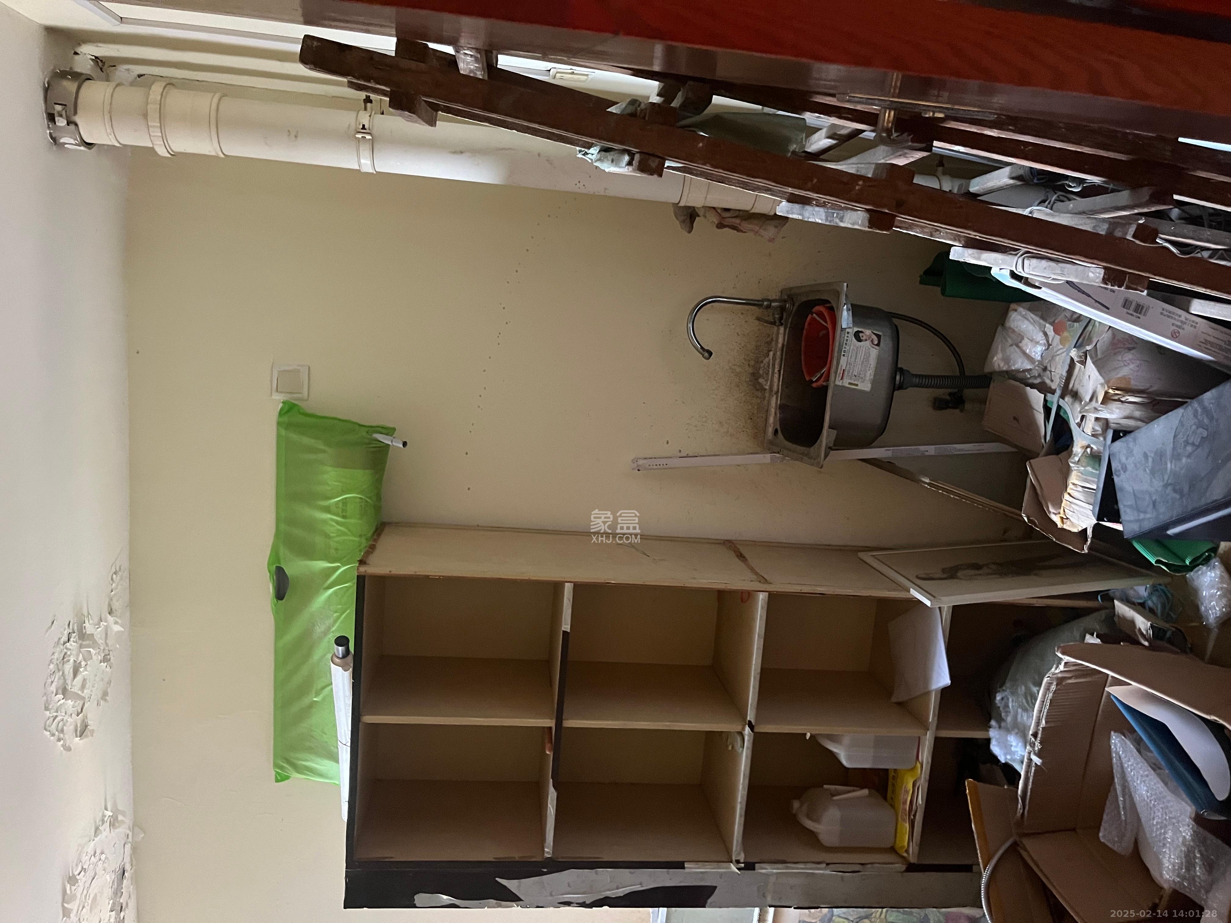 鑫远湘府华城 3室2厅1卫 2400.0元/月 鑫远湘府华城 3室2厅1卫 2400.0元/月室内图