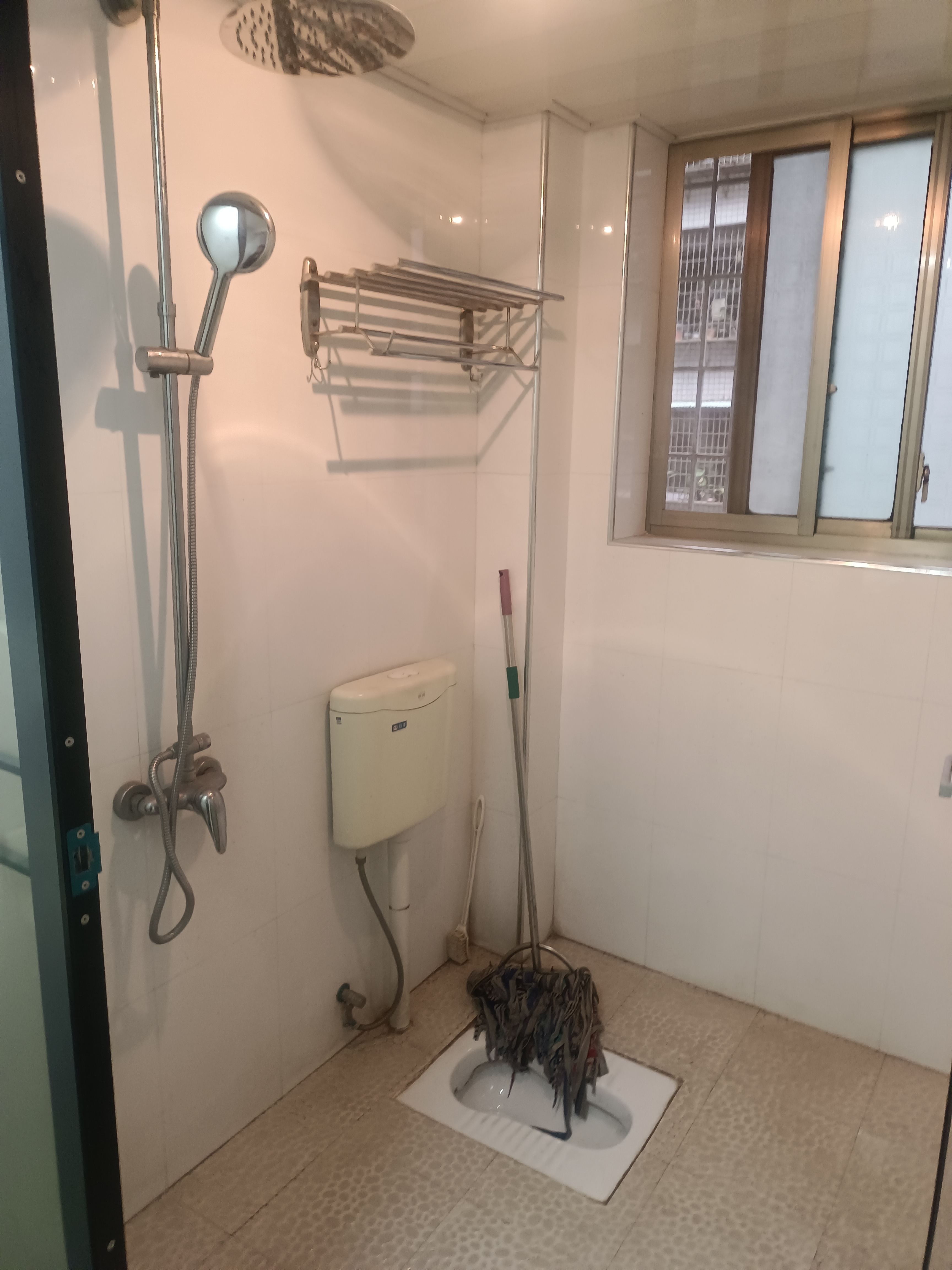 月子冲小区 4室2厅1卫 850.0元/月 月子冲小区 4室2厅1卫 850.0元/月室内图