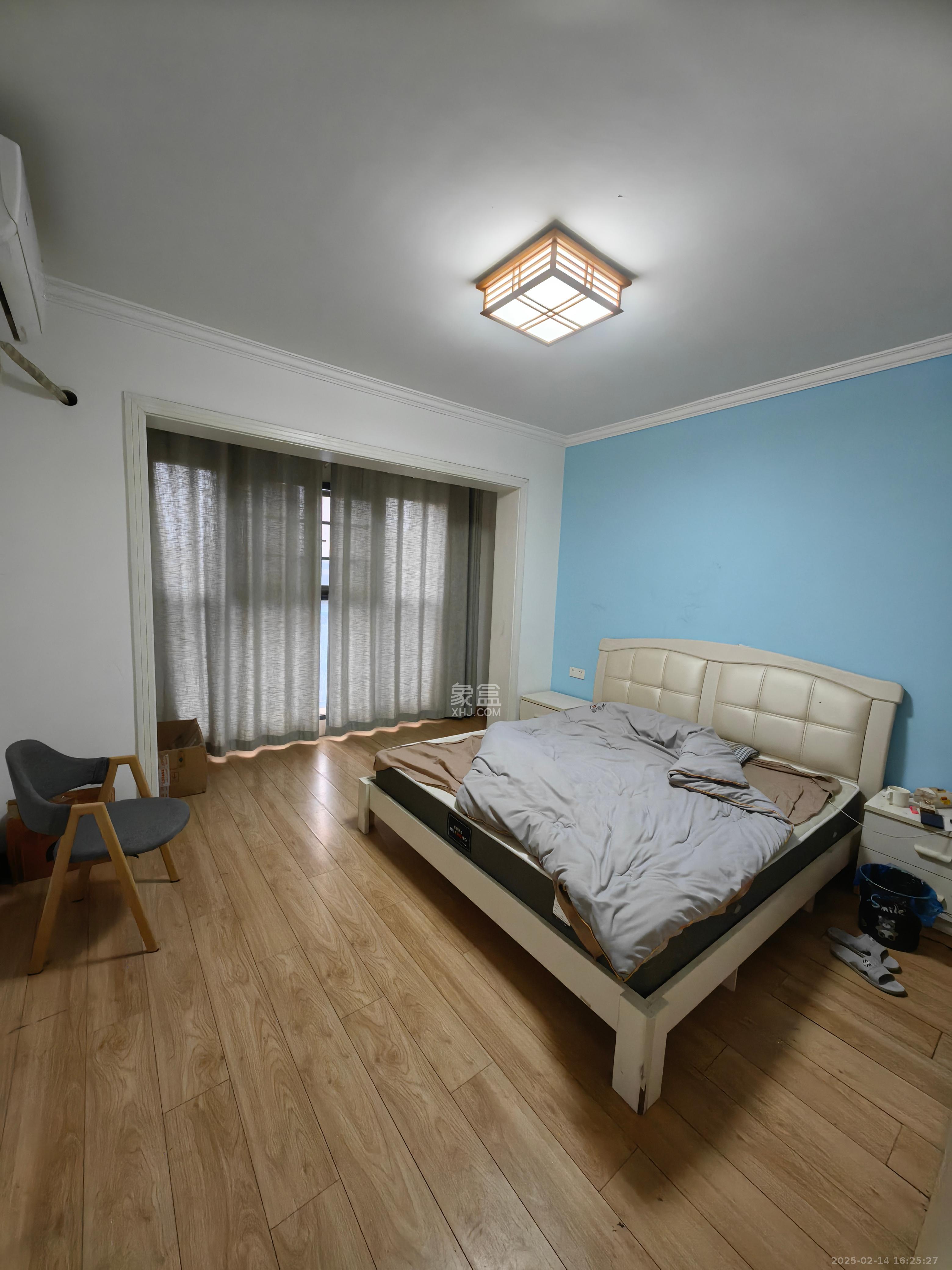 中建芙蓉嘉苑  3室2厅2卫   2500.00元/月室内图