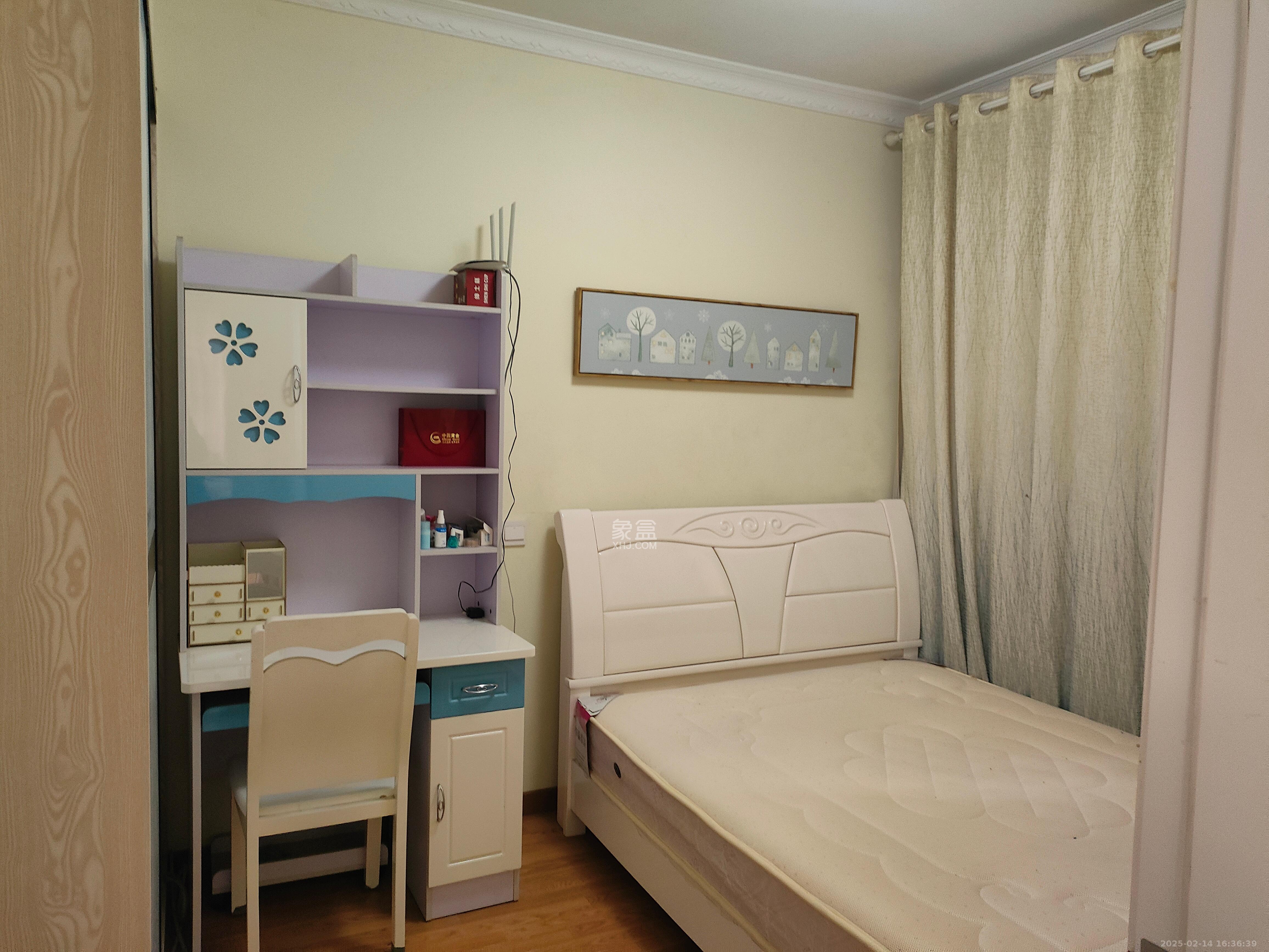 丽发新城  2室2厅1卫    1800.0元/月 丽发新城  2室2厅1卫    1800.0元/月室内图