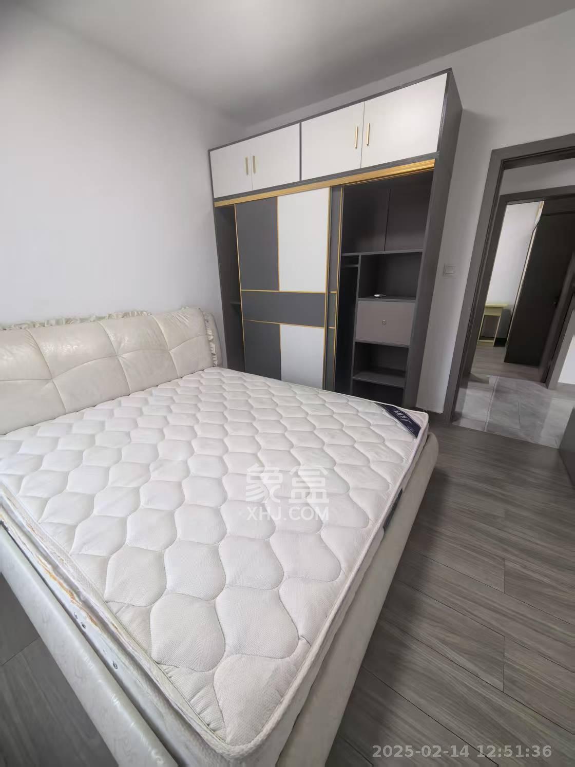 金南家园三期  2室1厅1卫    2100.0元/月室内图