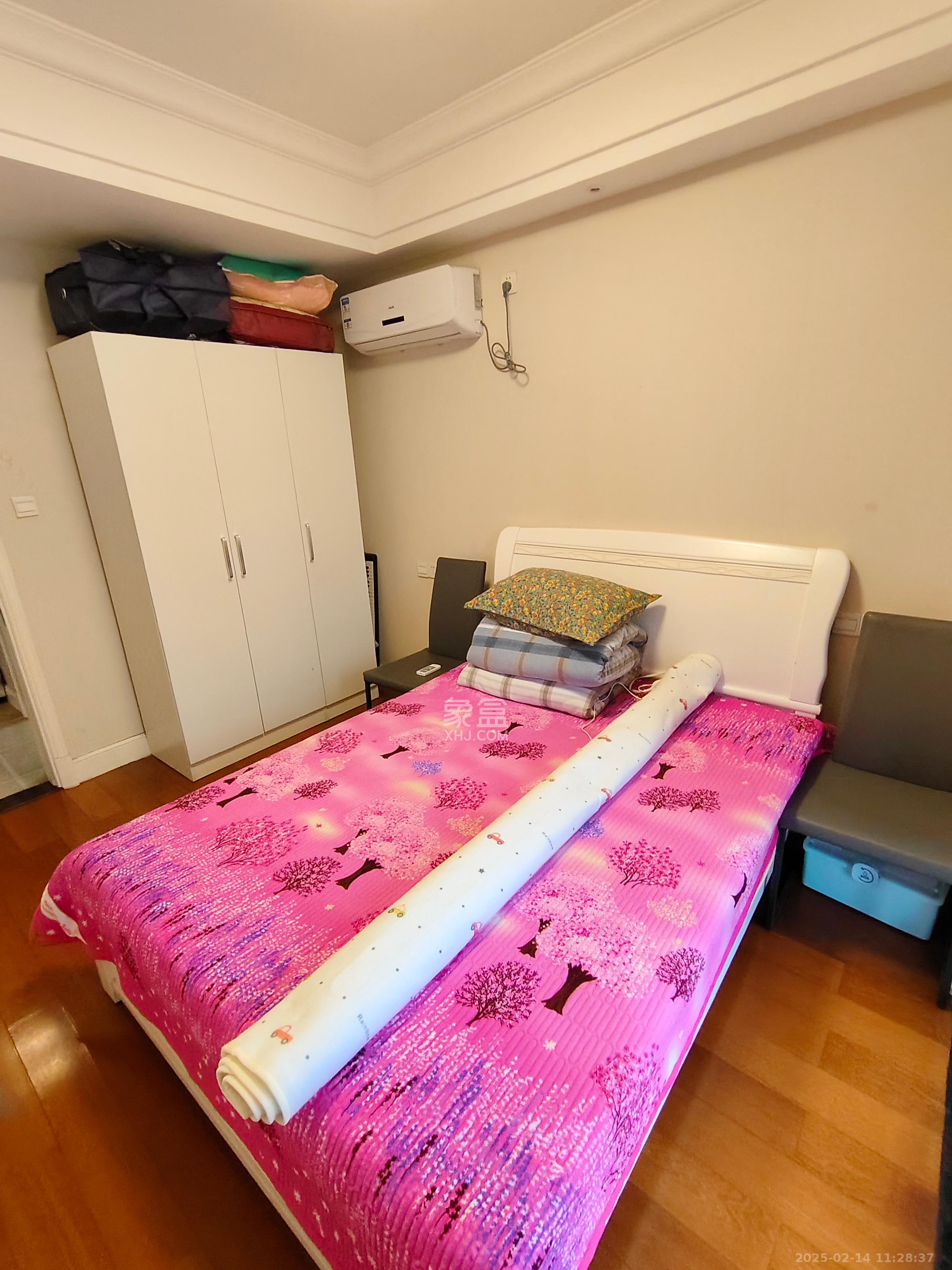 保利城(中航城国际社区、郡原美村) 2室1厅1卫 2200.0元/月 保利城(中航城国际社区、郡原美村) 2室1厅1卫 2200.0元/月室内图