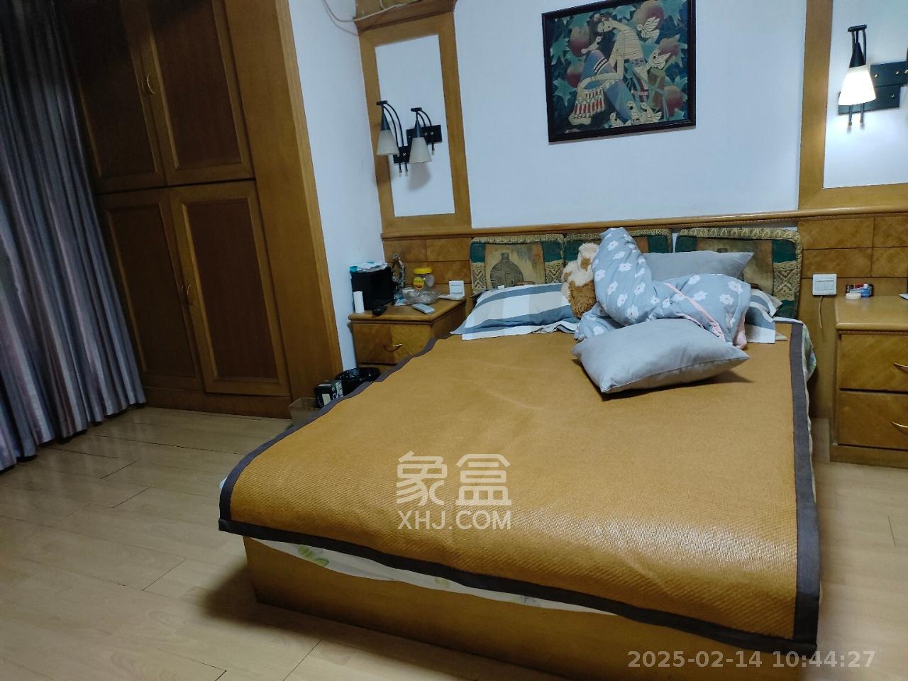 广铁六公司宿舍  3室2厅1卫   2800.00元/月室内图
