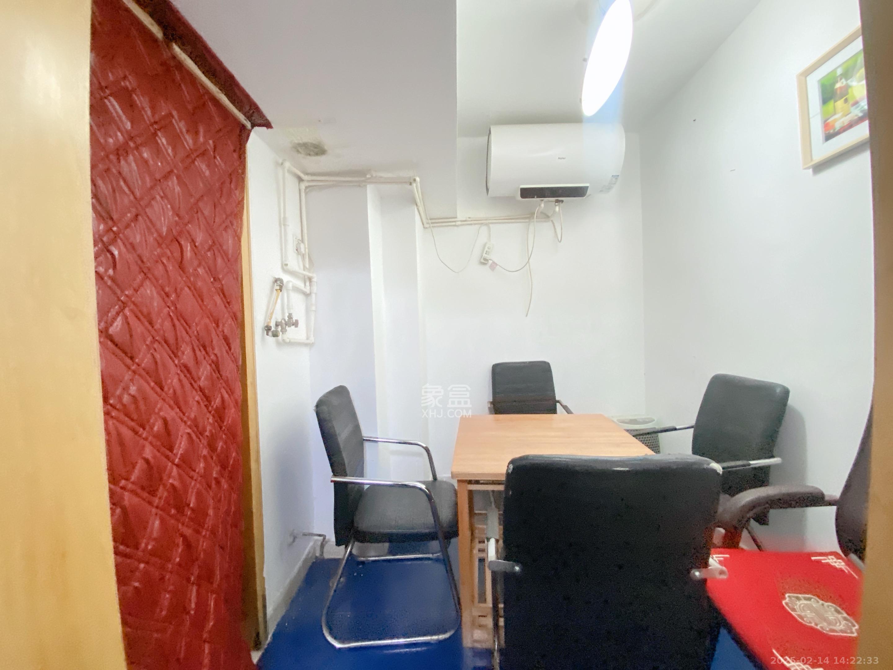 隆华金属宿舍 2室2厅1卫 2500.0元/月 隆华金属宿舍 2室2厅1卫 2500.0元/月室内图