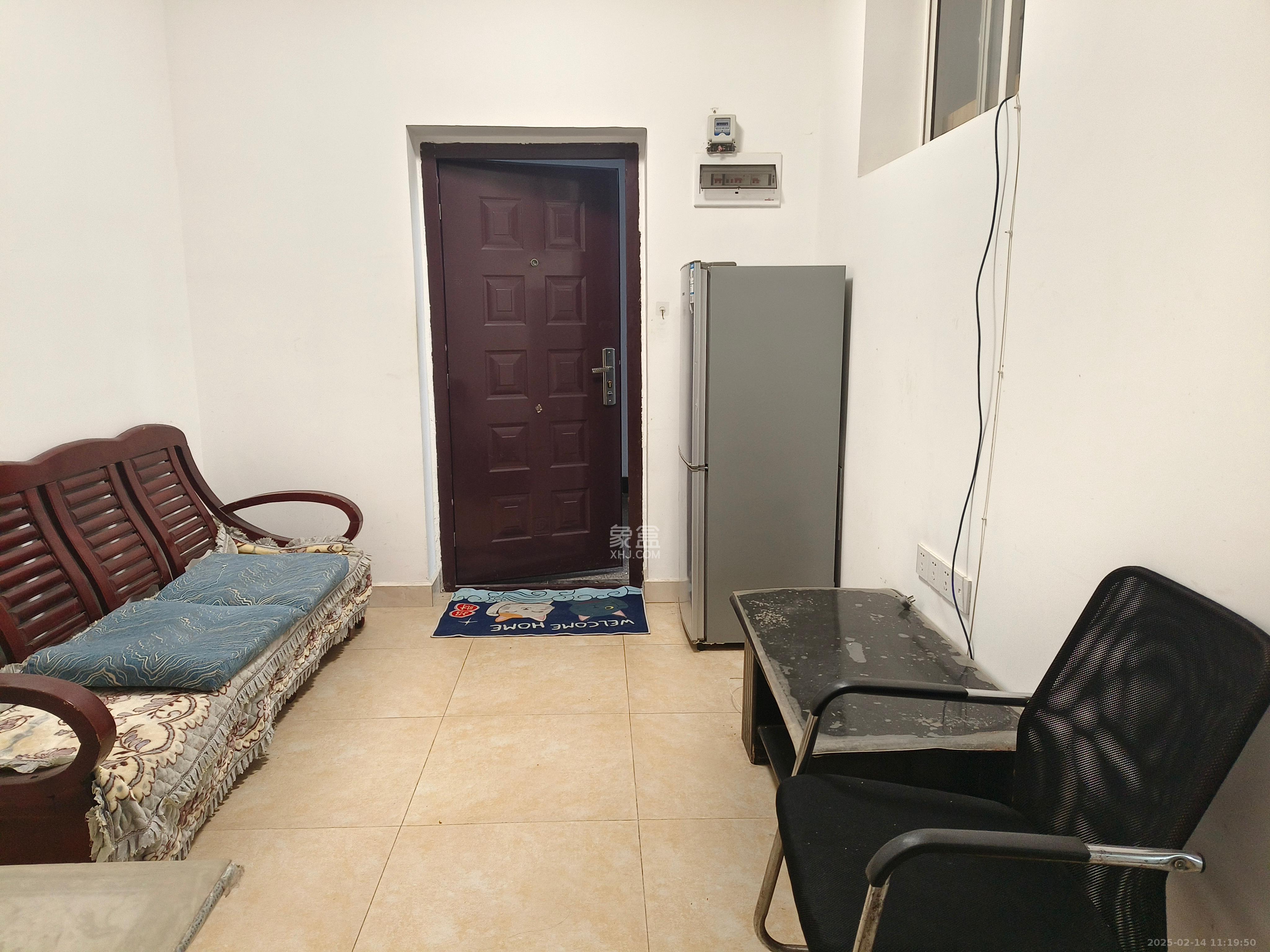 兴联母山小区 2室1厅1卫 1000.0元/月 兴联母山小区 2室1厅1卫 1000.0元/月室内图