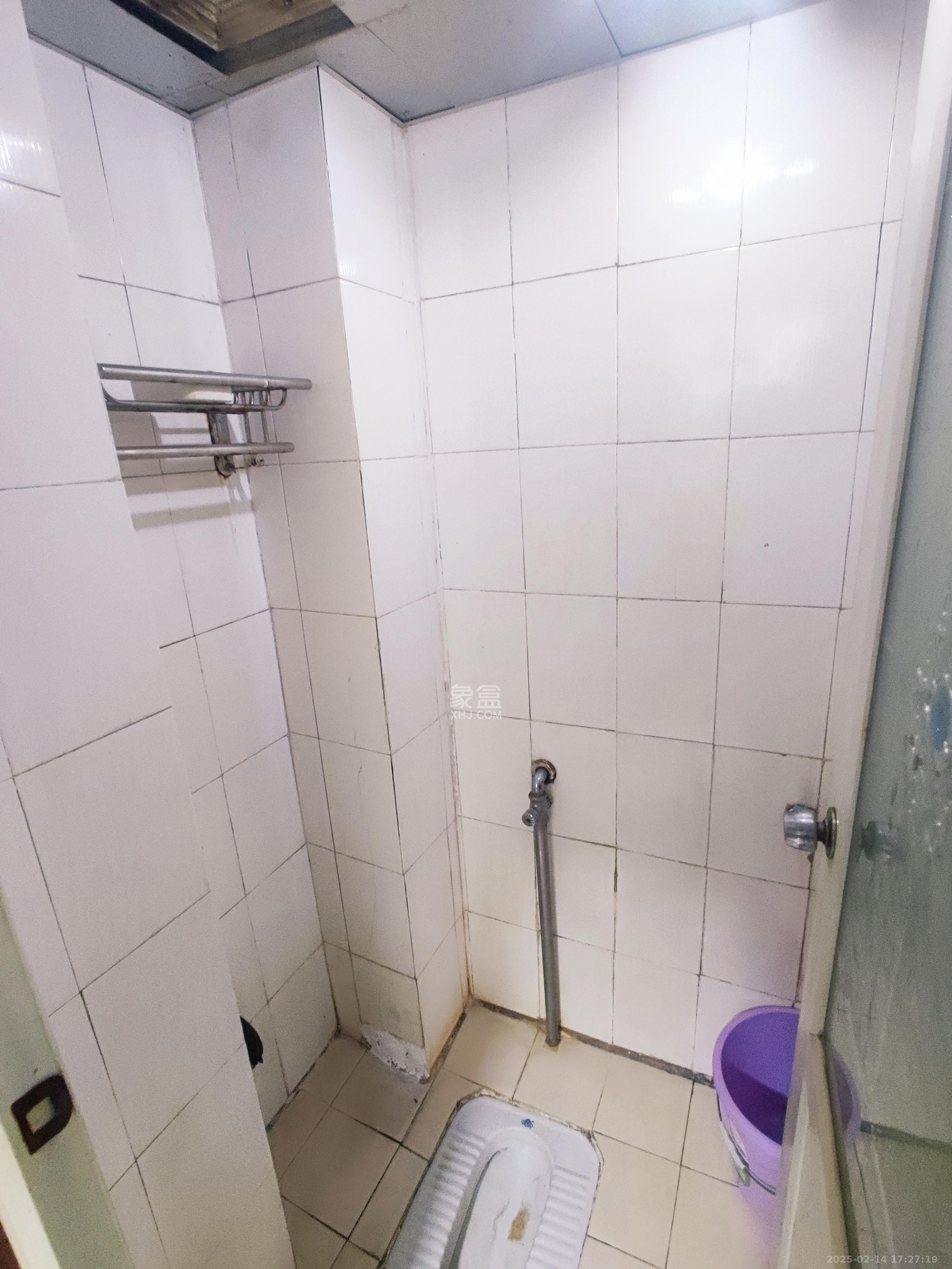 星语林名园 1室1厅1卫 1200.0元/月 星语林名园 1室1厅1卫 1200.0元/月室内图