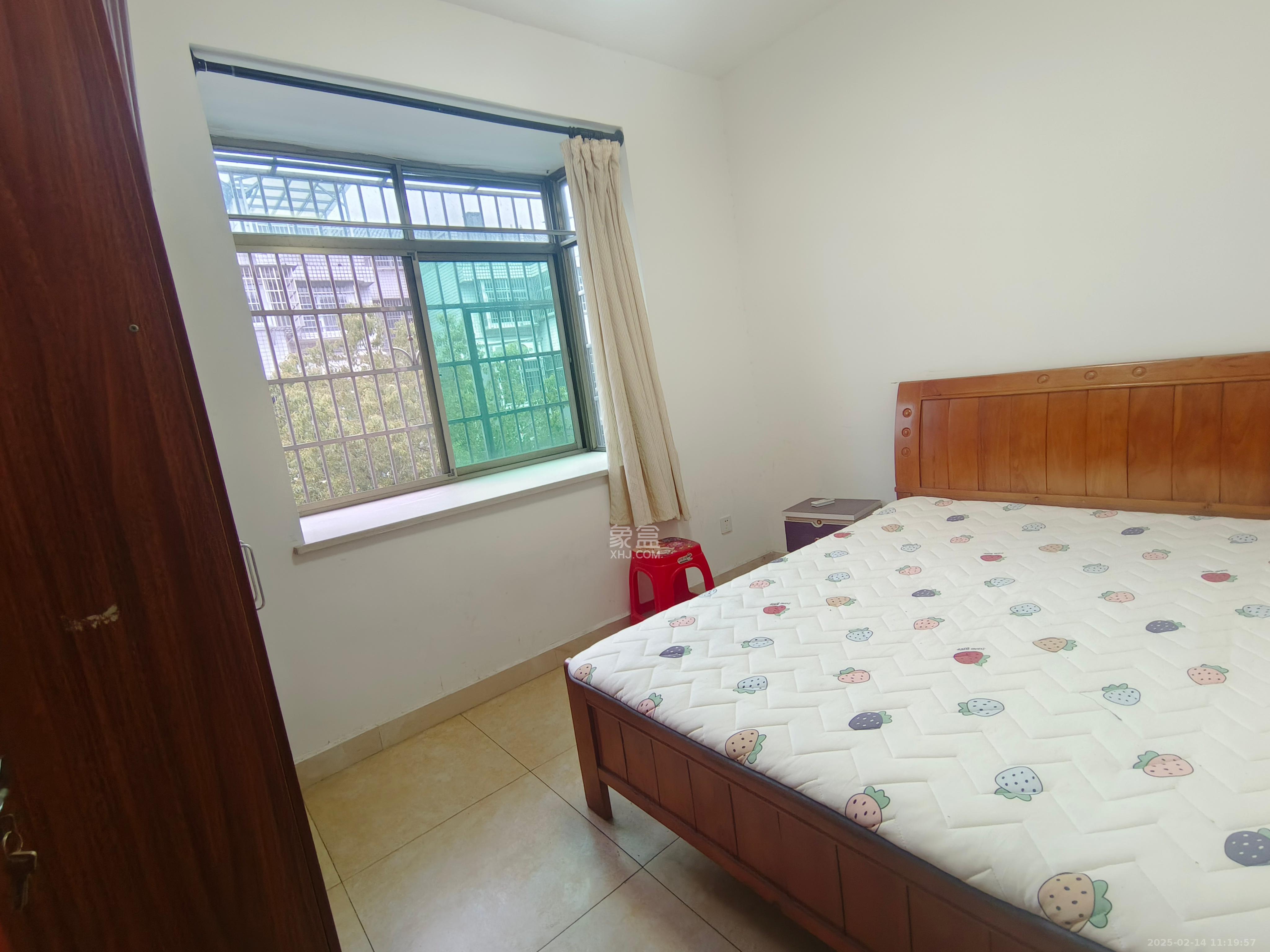 兴联母山小区 2室1厅1卫 1000.0元/月 兴联母山小区 2室1厅1卫 1000.0元/月室内图