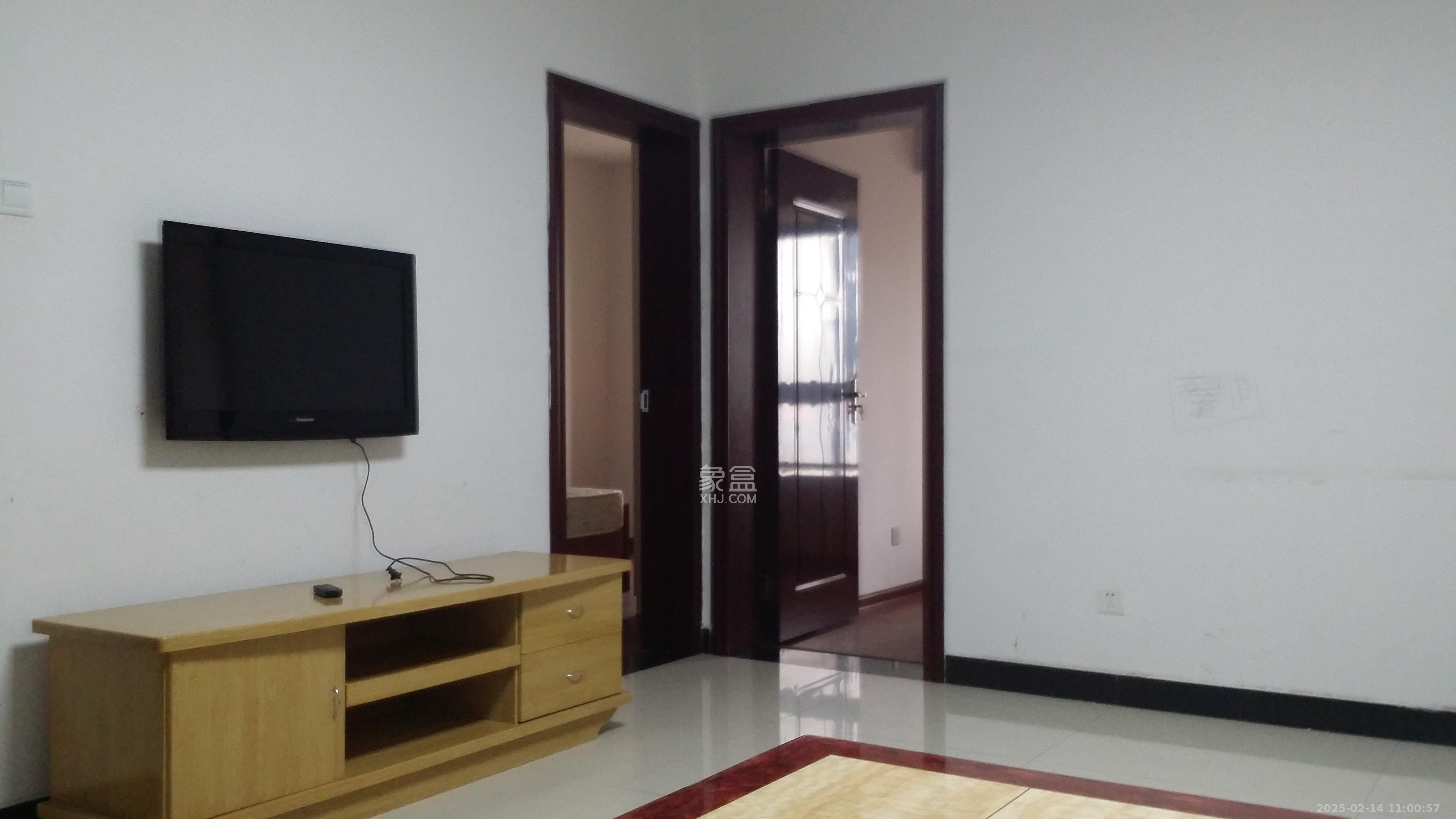 东玺门  2室2厅1卫    2500.0元/月 东玺门  2室2厅1卫    2500.0元/月室内图