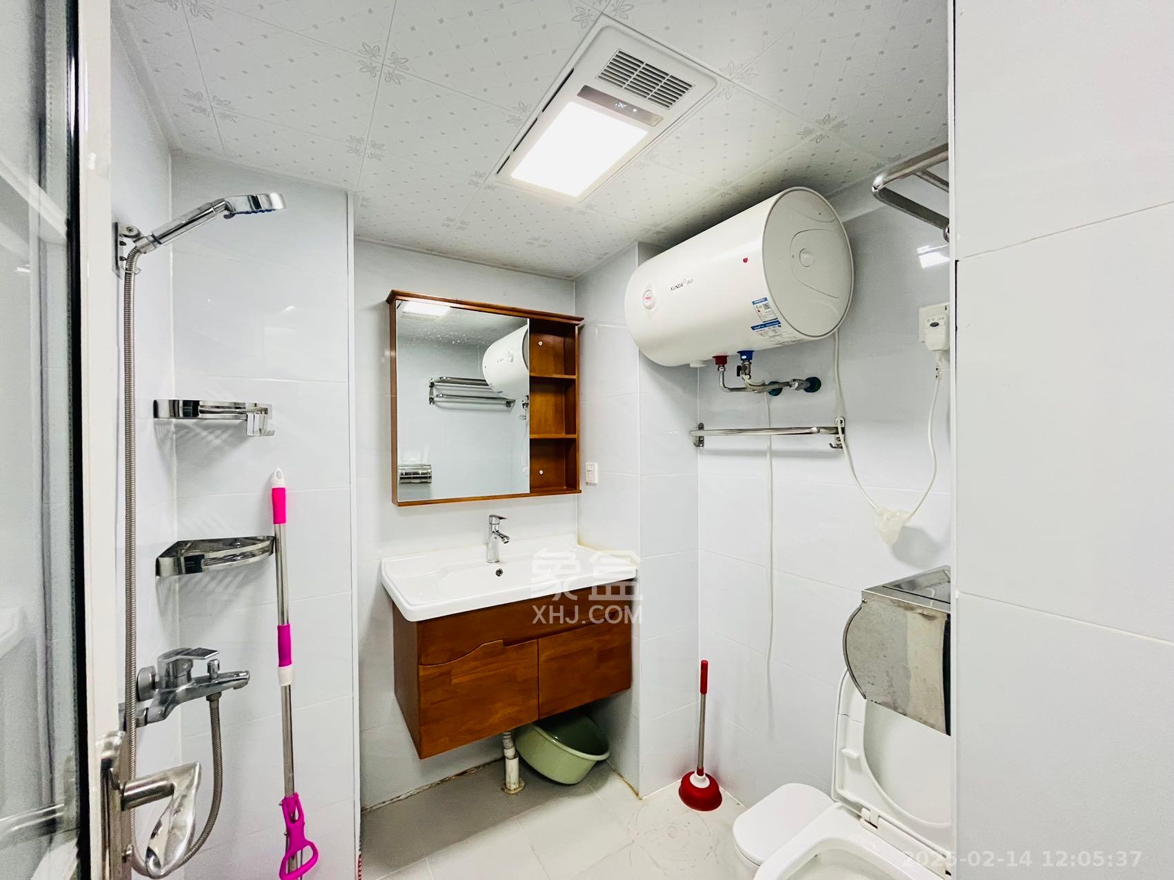 恒大上林苑  1室1厅2卫    1700.0元/月 恒大上林苑  1室1厅2卫    1700.0元/月室内图