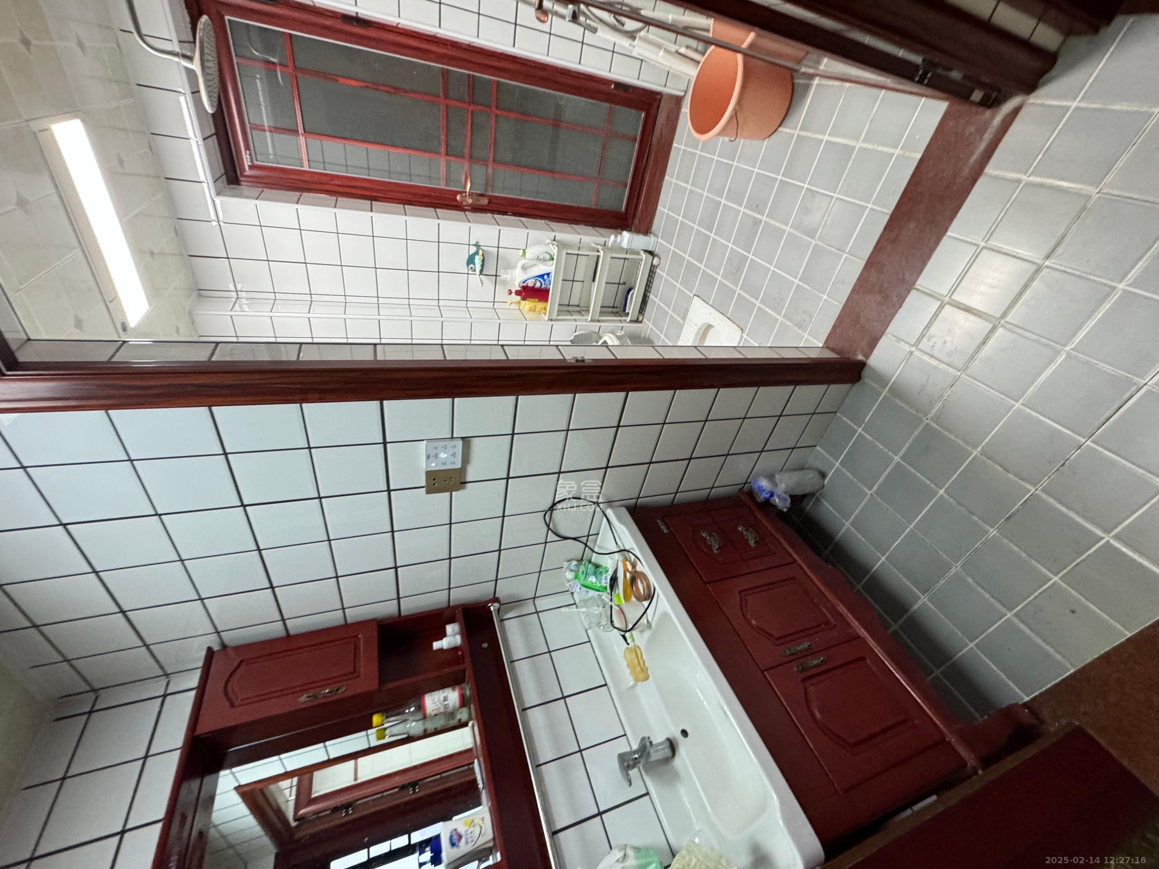 广泰锦苑  3室2厅1卫   2100.00元/月室内图