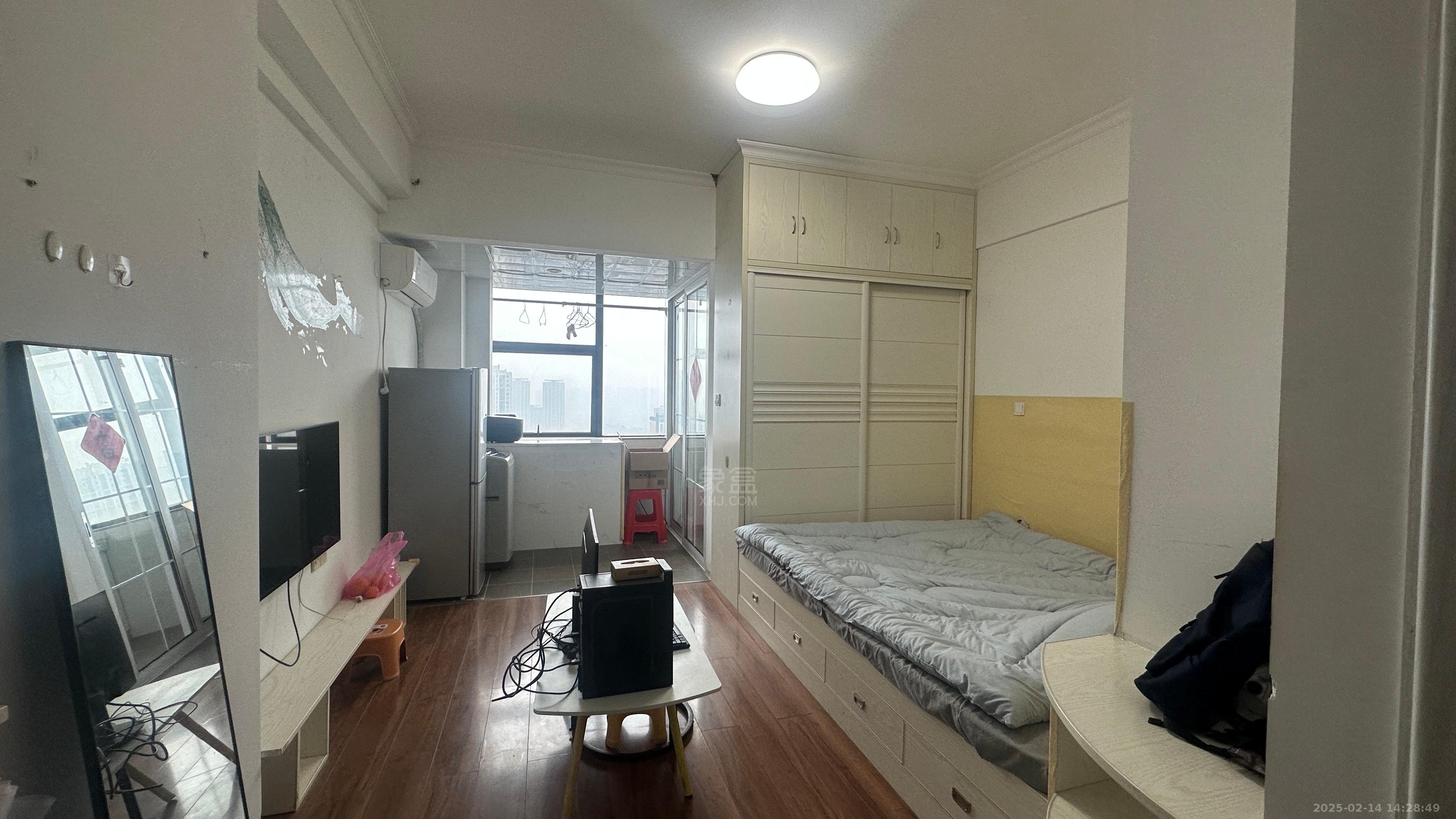 文艺复兴(未来城)  1室1厅1卫    1100.0元/月 文艺复兴(未来城)  1室1厅1卫    1100.0元/月室内图