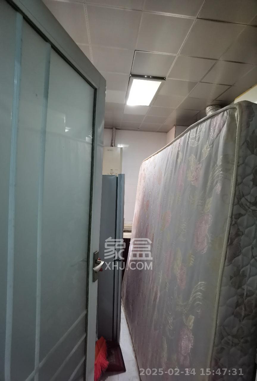 百合湖滨花园 2室2厅1卫 1400.0元/月 百合湖滨花园 2室2厅1卫 1400.0元/月室内图