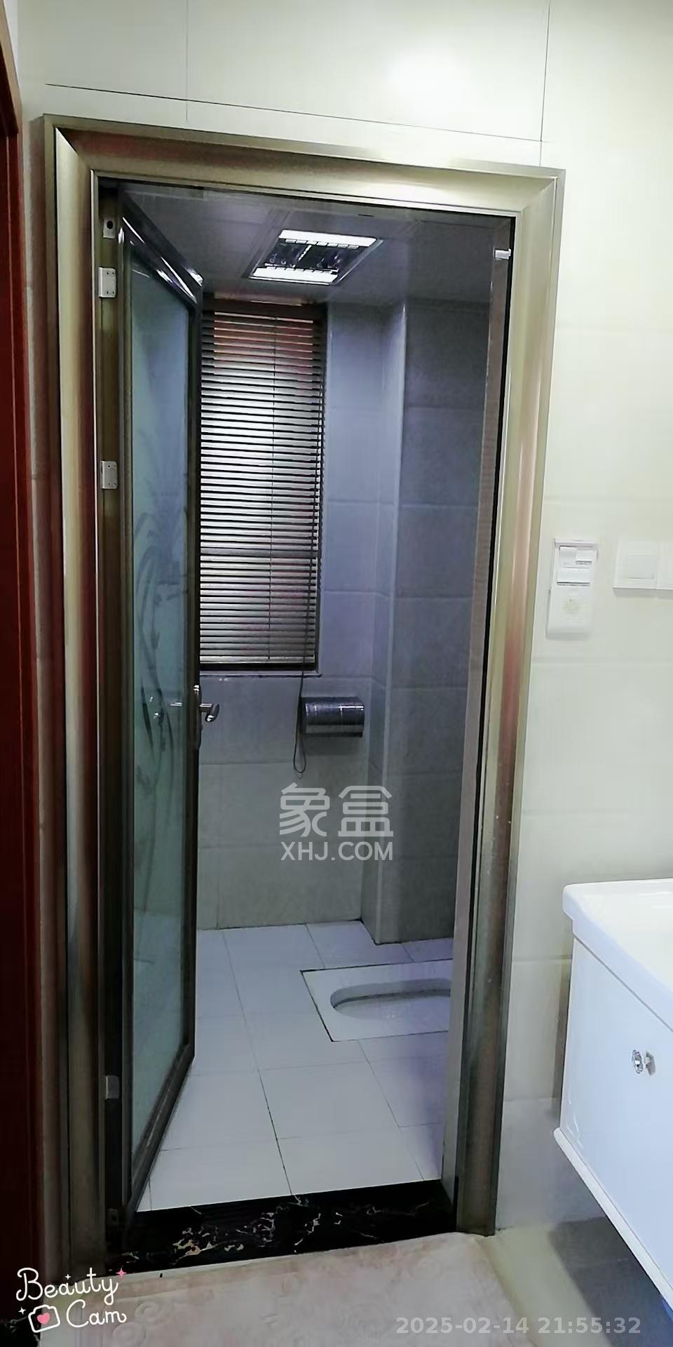 南城印象  3室1厅1卫   2300.00元/月室内图