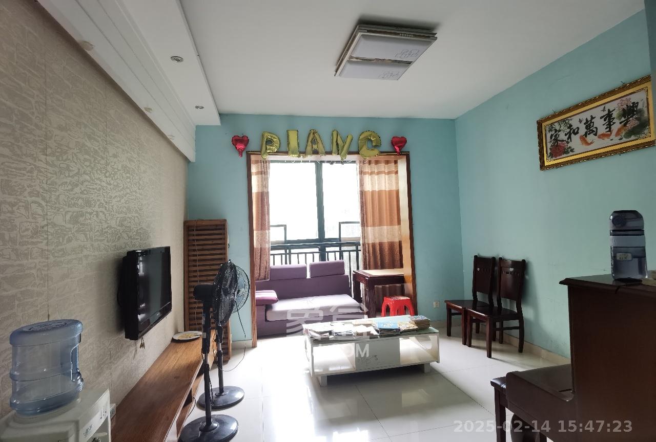 百合湖滨花园 2室2厅1卫 1400.0元/月 百合湖滨花园 2室2厅1卫 1400.0元/月室内图