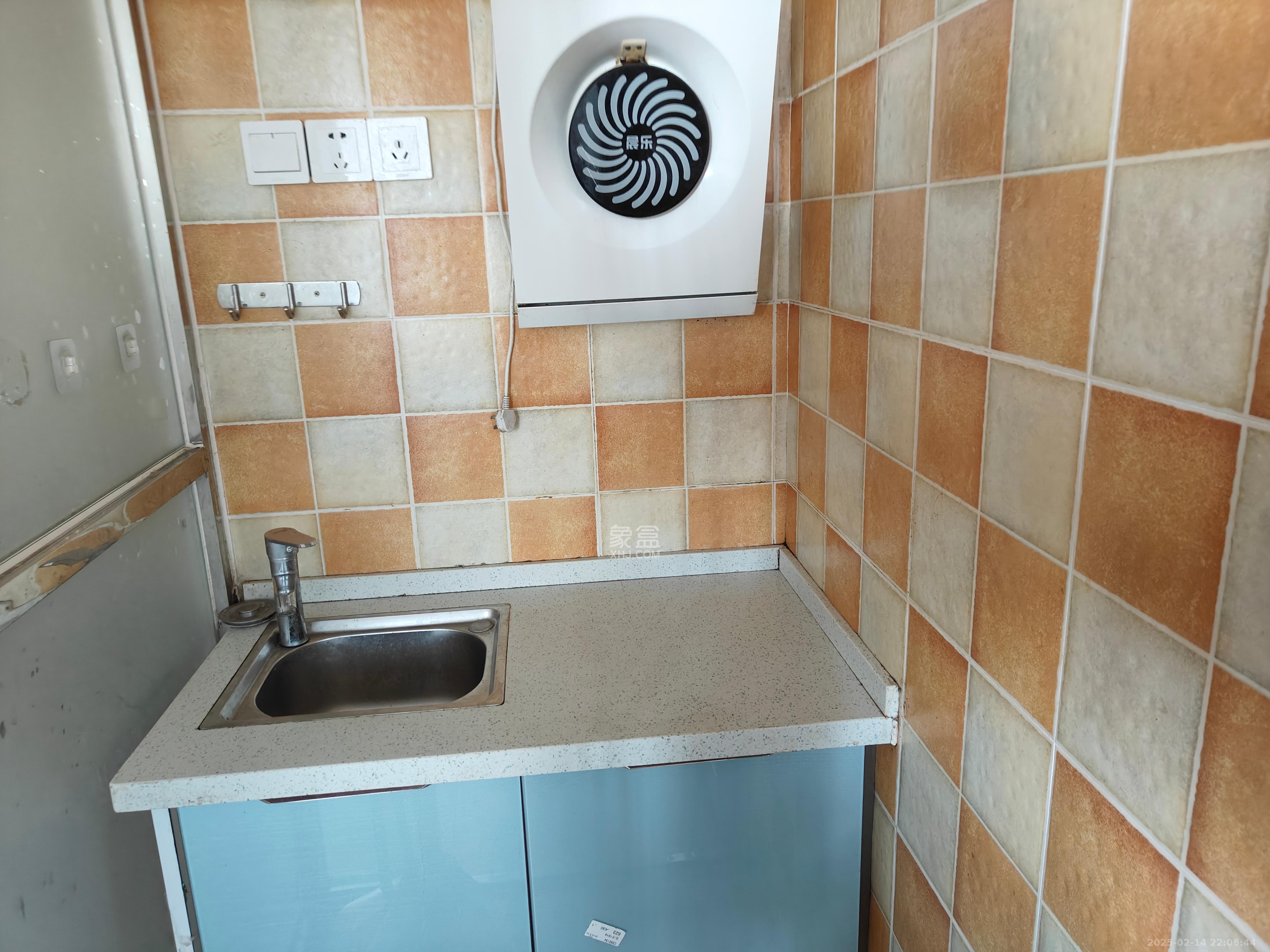 和康园小区 1室0厅0卫 900.0元/月 和康园小区 1室0厅0卫 900.0元/月室内图