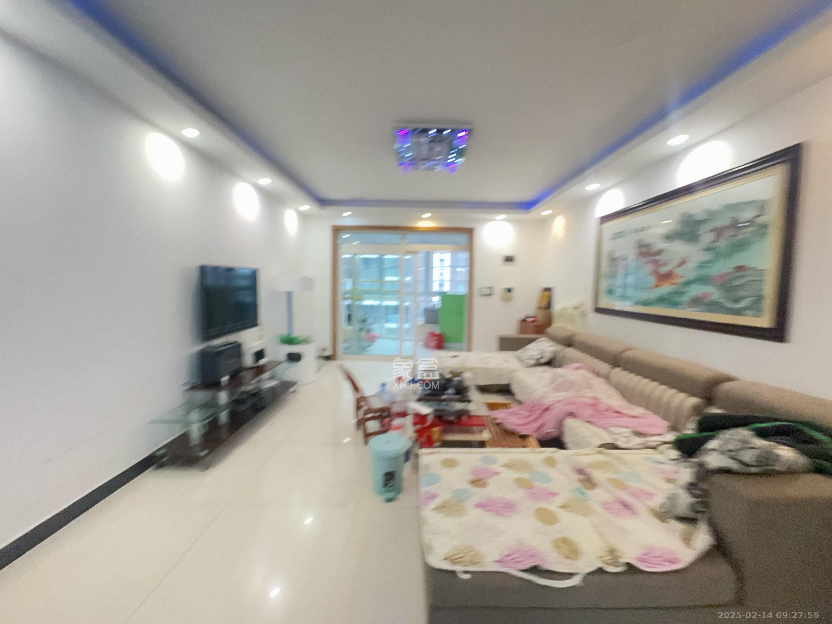 红树湾 3室2厅2卫 1900.0元/月 红树湾 3室2厅2卫 1900.0元/月室内图